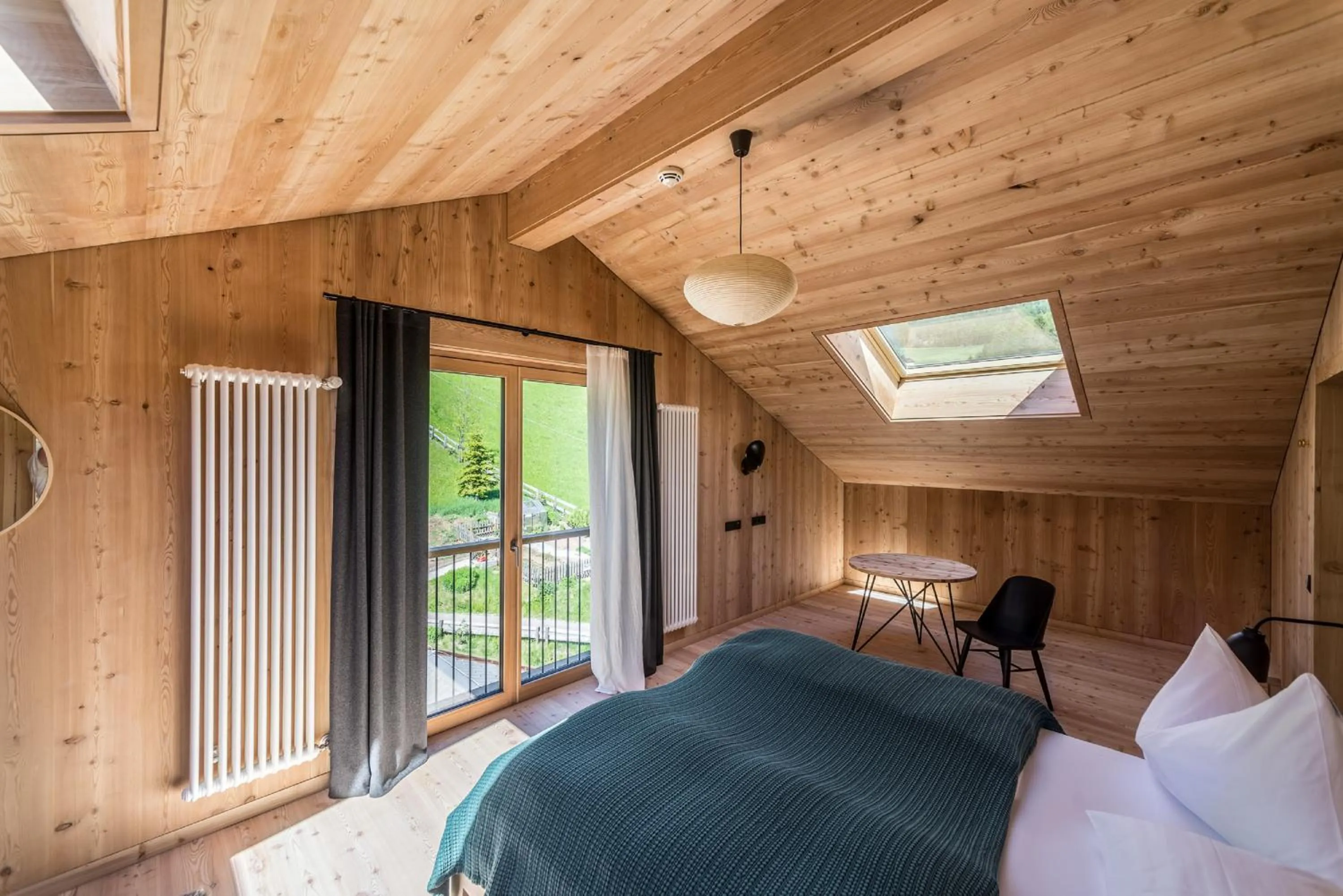 Bedroom, Bed in Hotel Tyrol