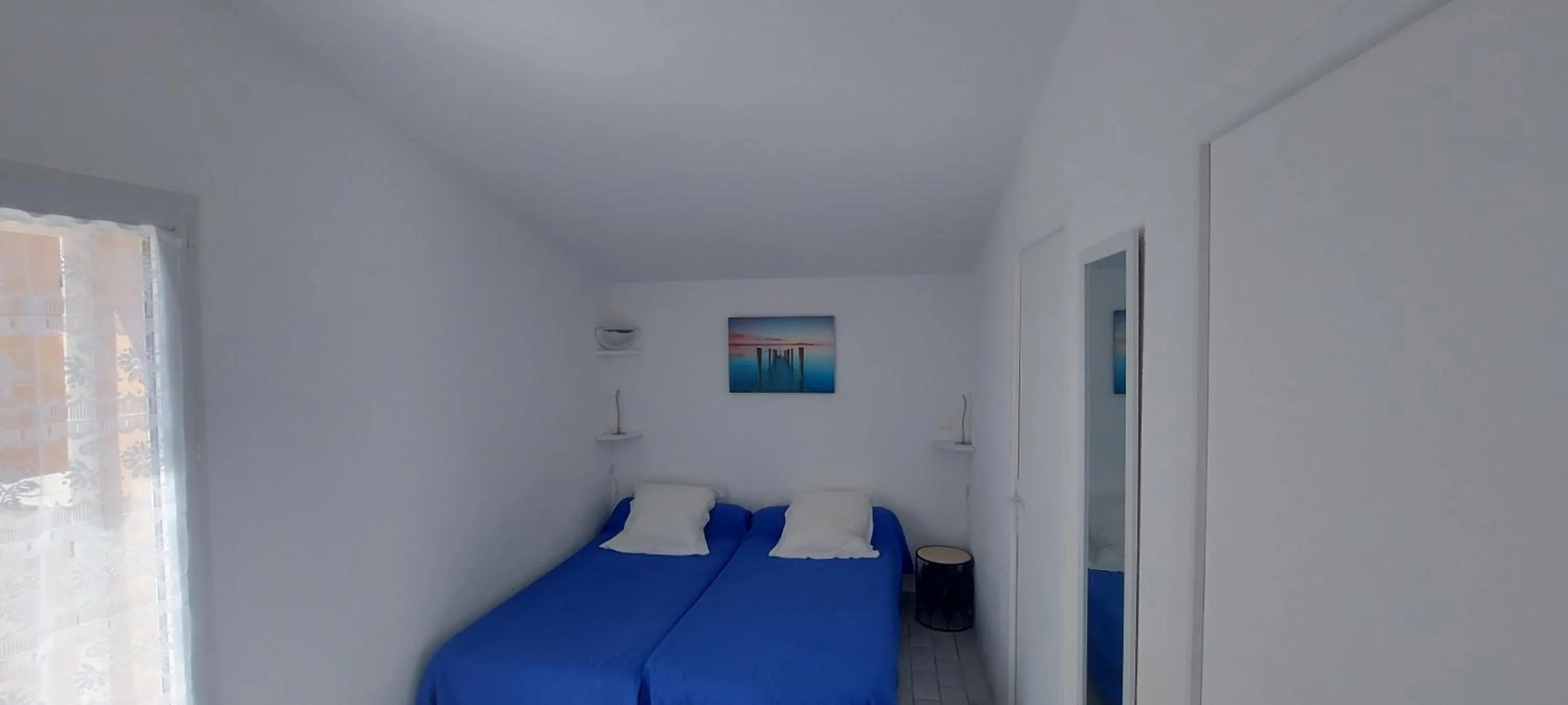 Bed in Residence Riviera