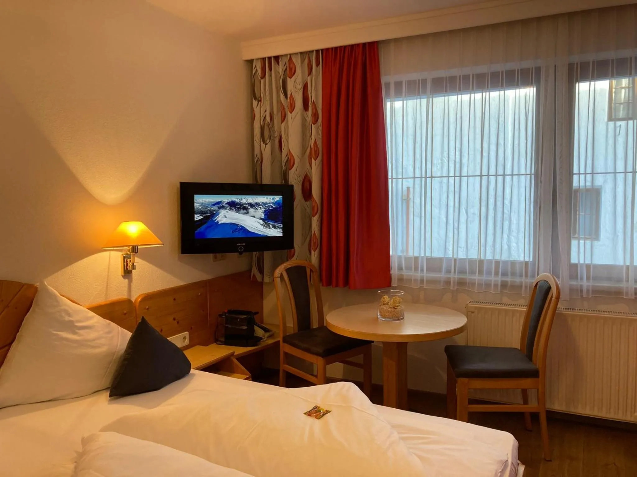 TV and multimedia, Bed in Hotel am Römerweg