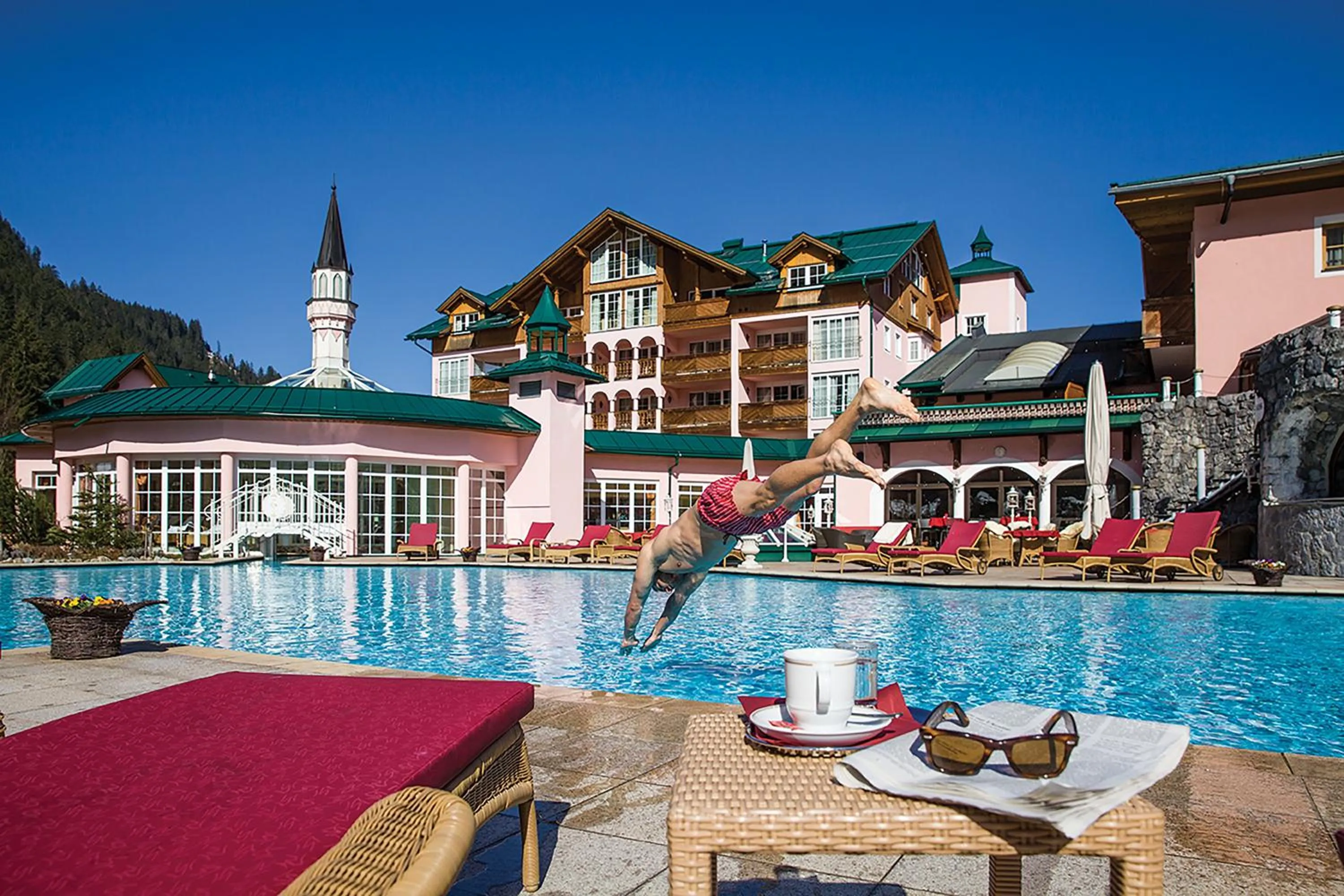 Property building in Wellnesshotel ...liebes Rot-Flüh