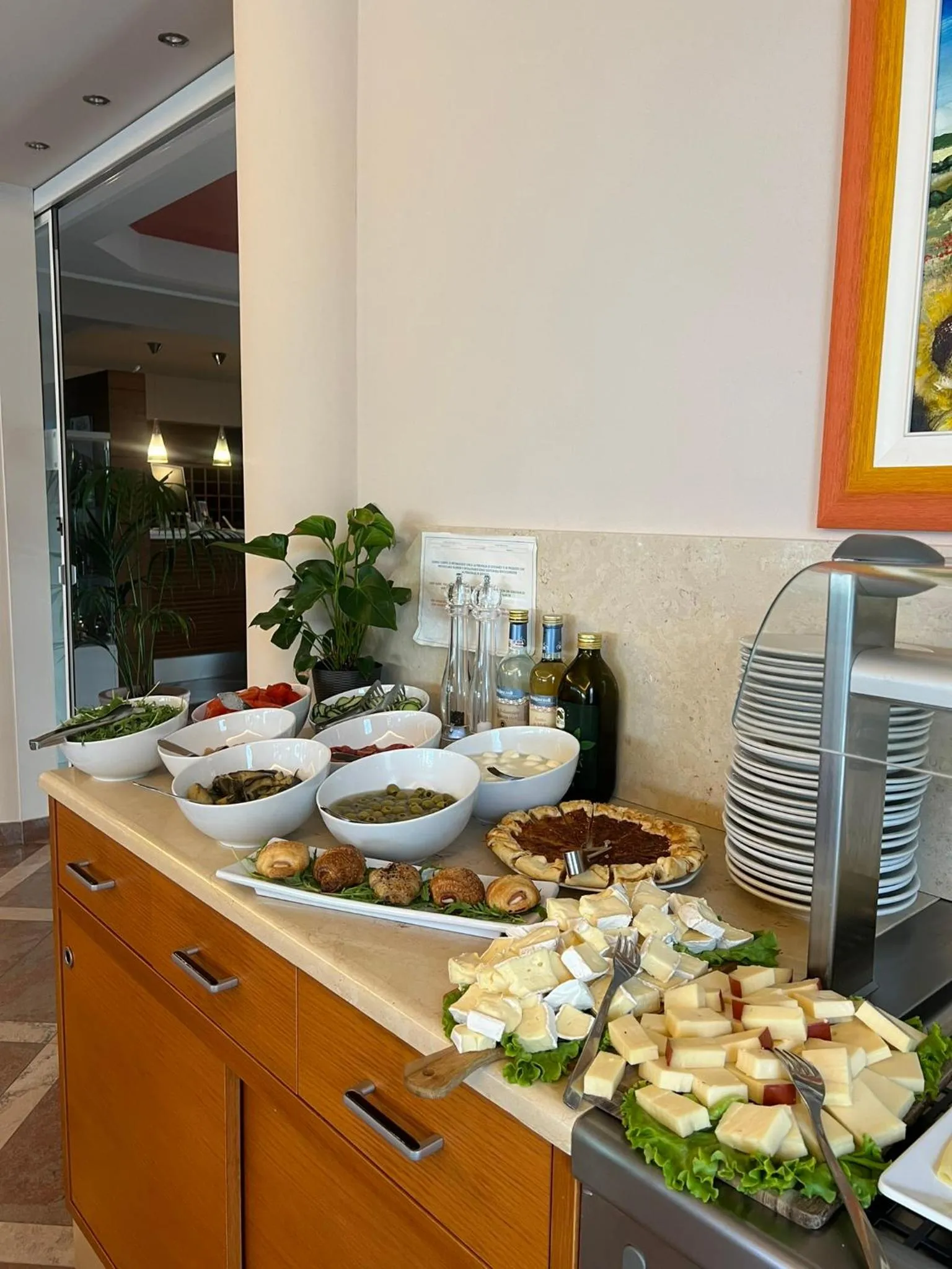 Buffet breakfast in Hotel Villa Olivo Resort 3S