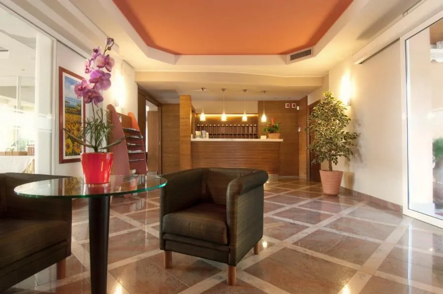 Facade/entrance in Hotel Villa Olivo Resort 3S