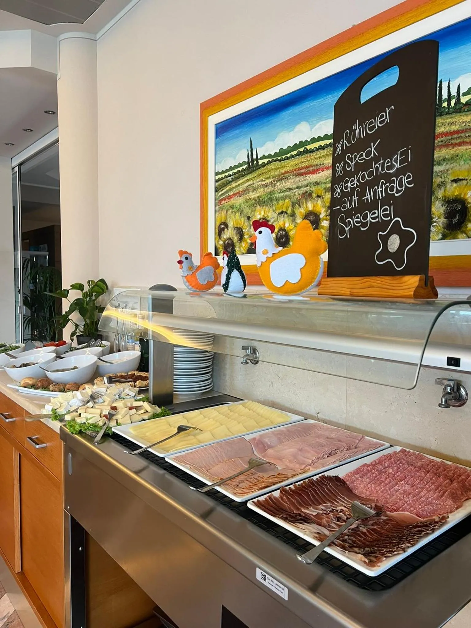 Buffet breakfast in Hotel Villa Olivo Resort 3S