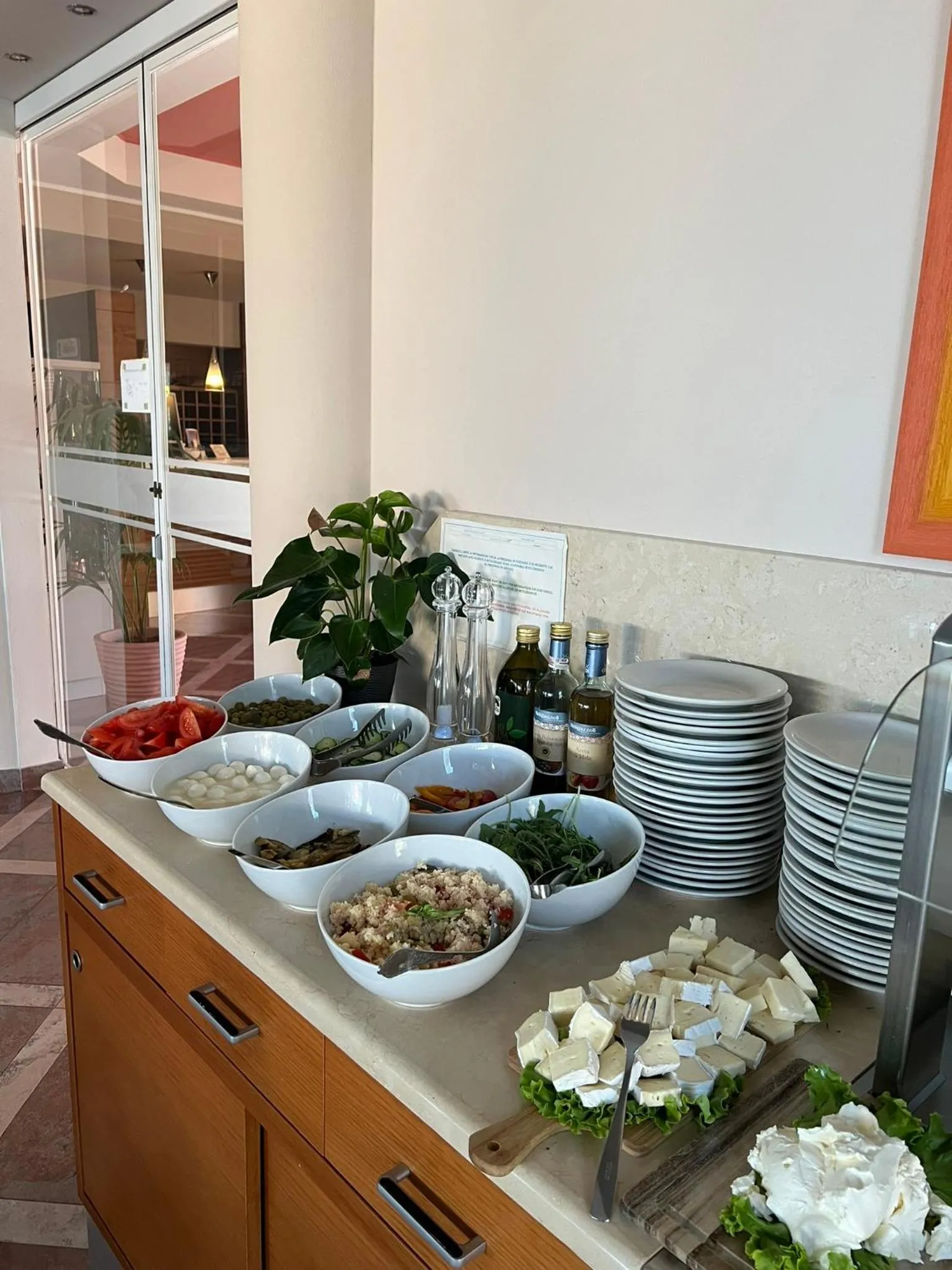Buffet breakfast in Hotel Villa Olivo Resort 3S