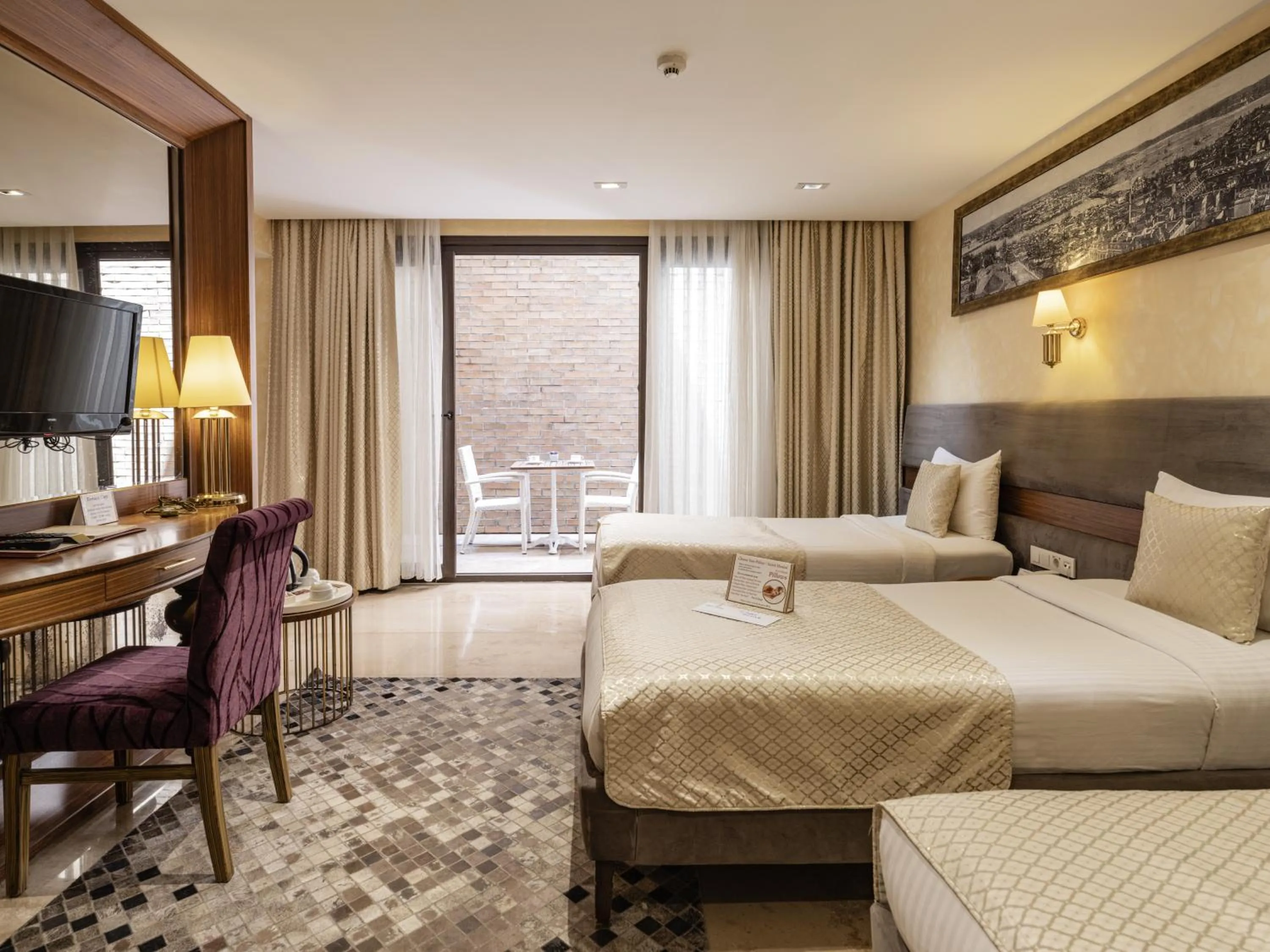 Property building, Bed in Nowy Efendi Hotel - Special Category