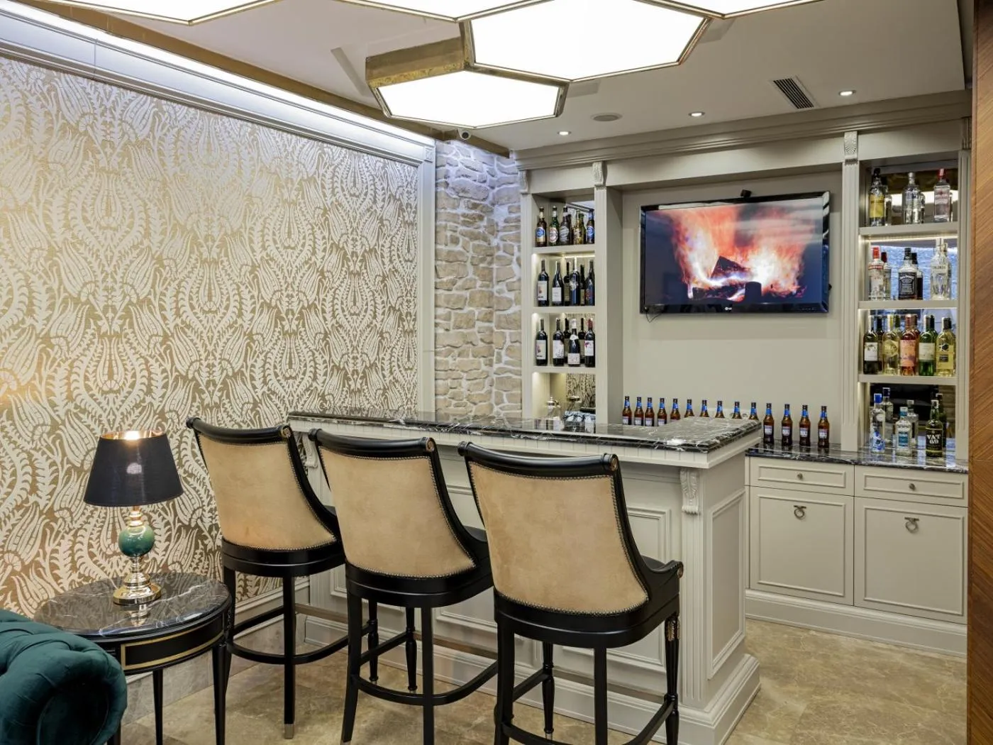 Alcoholic drinks in Nowy Efendi Hotel - Special Category