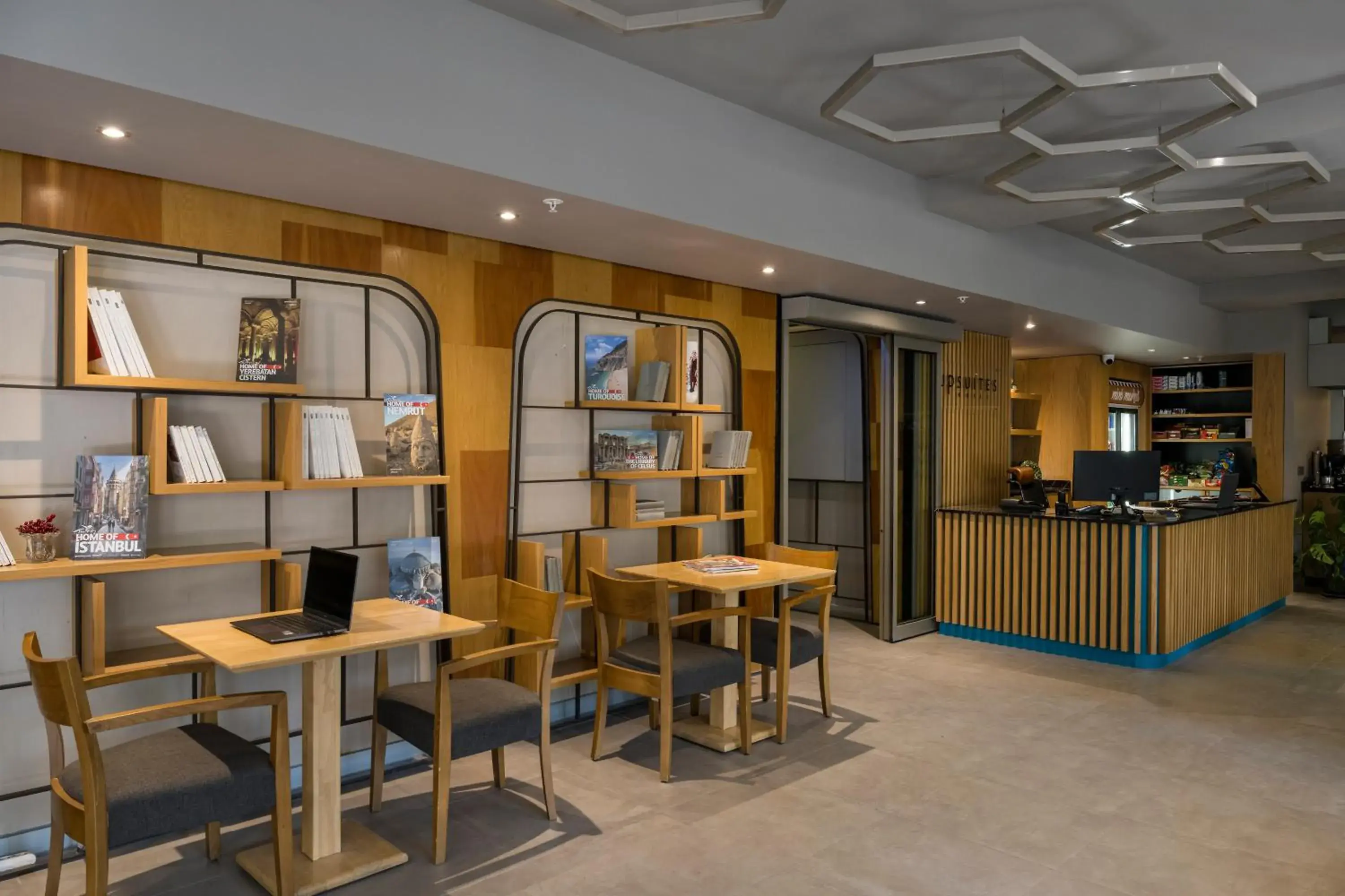 Lobby or reception in Upsuites Hotel Lobby or reception in Upsuites Hotel