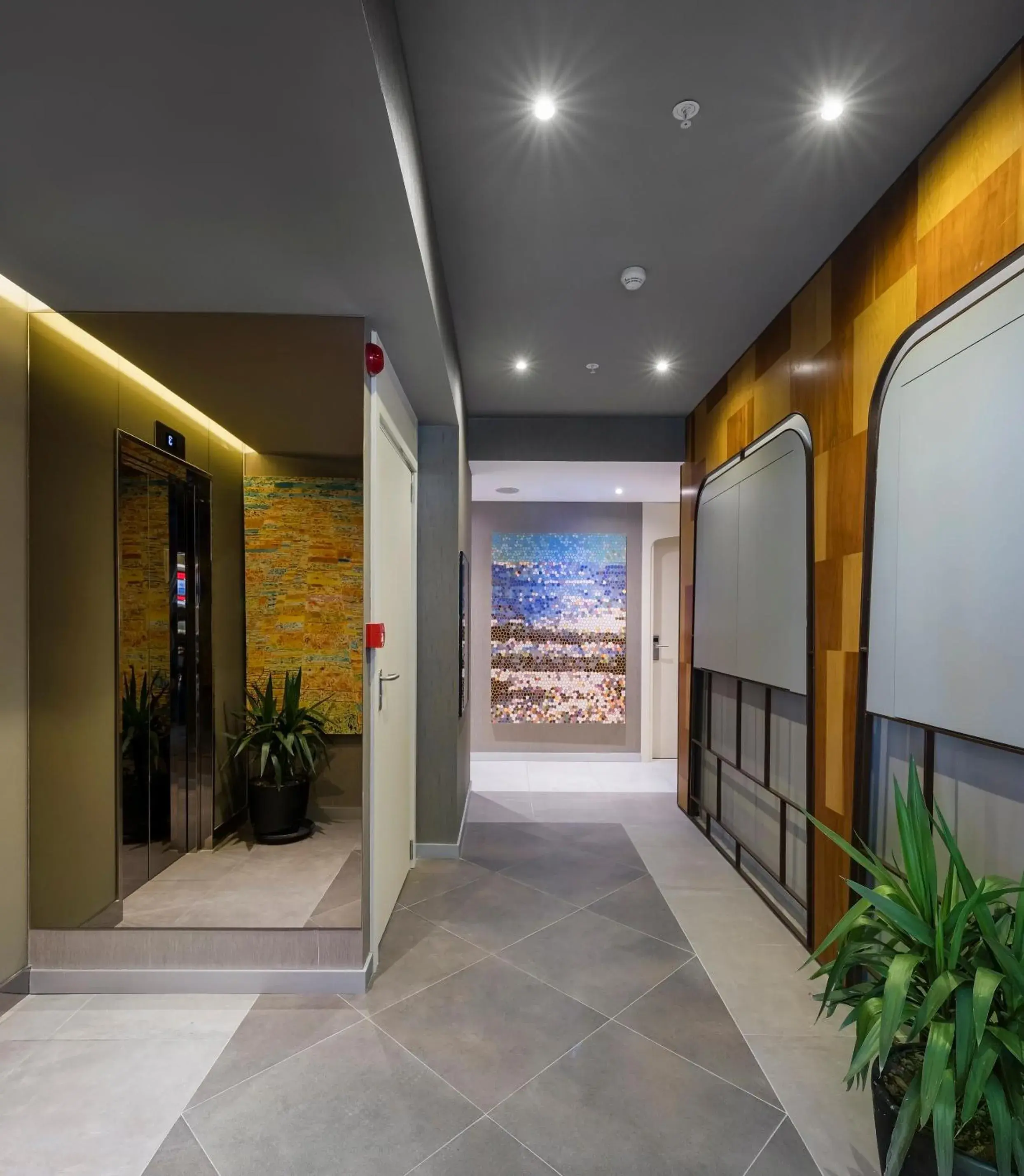 Property building in Upsuites Hotel Property building in Upsuites Hotel