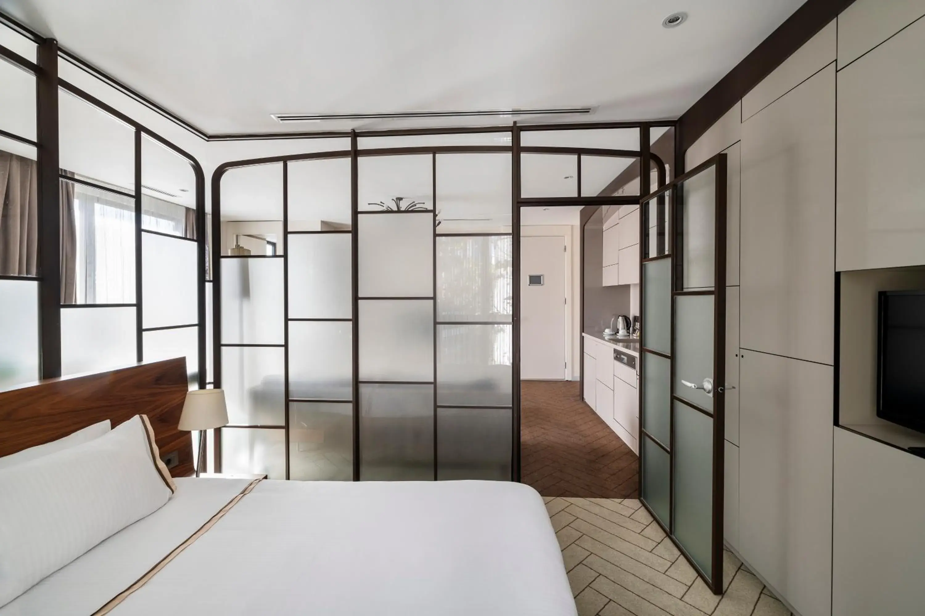 Bedroom, Bed in Upsuites Hotel Bedroom, Bed in Upsuites Hotel