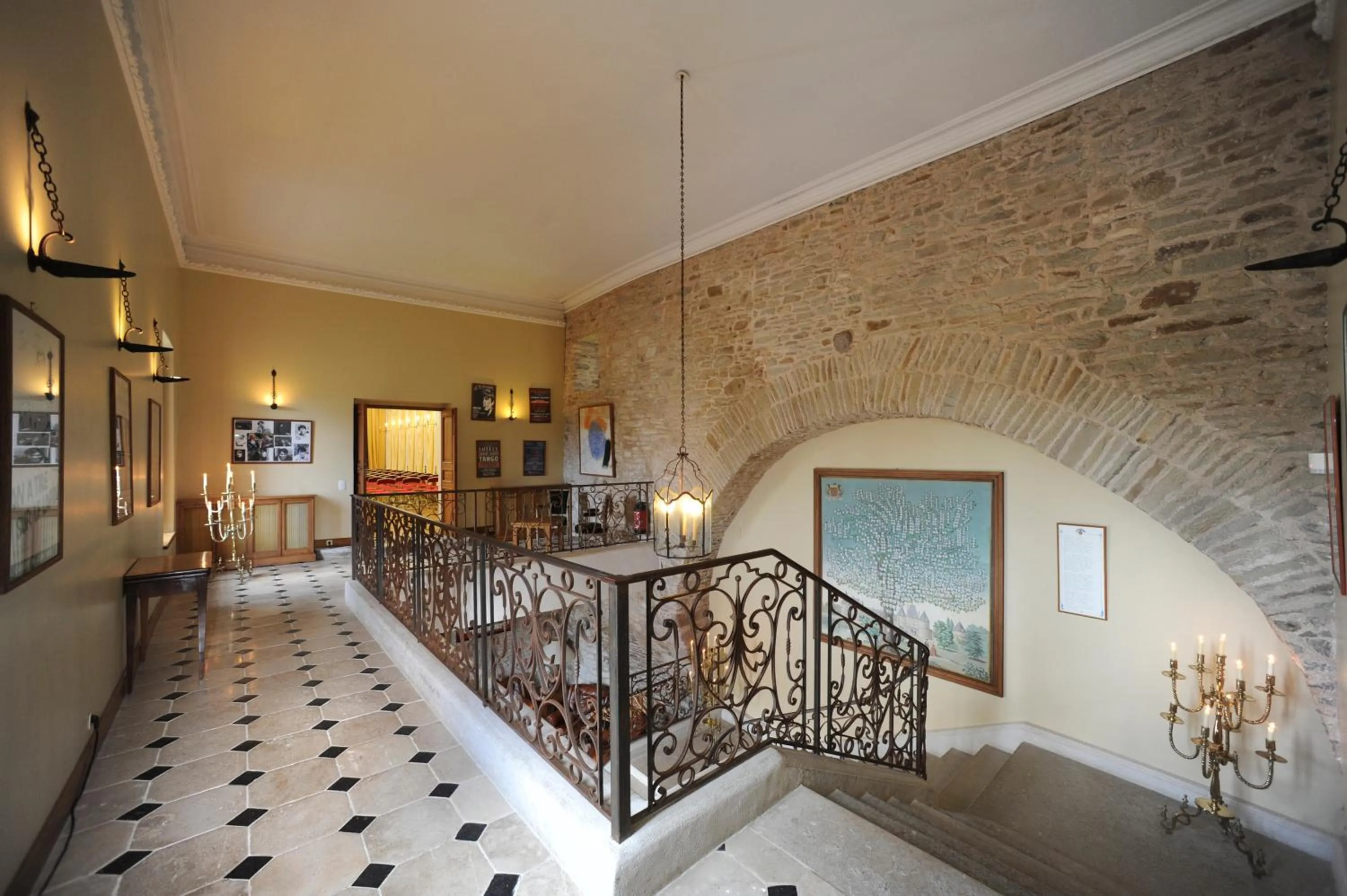 Decorative detail, Bed in Chateau de Canisy