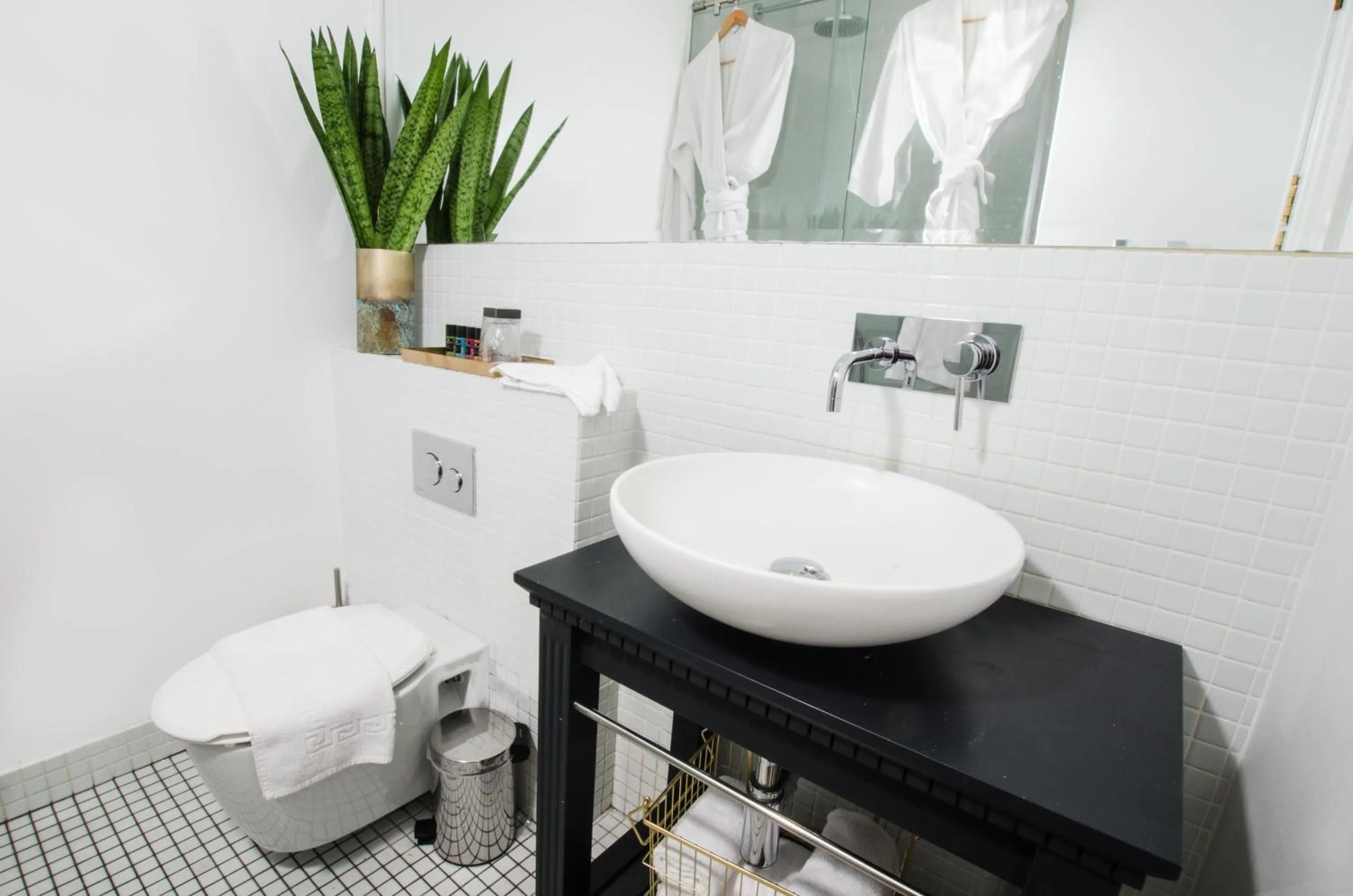 Shower in Villa Rothschild by Zvieli Hotels