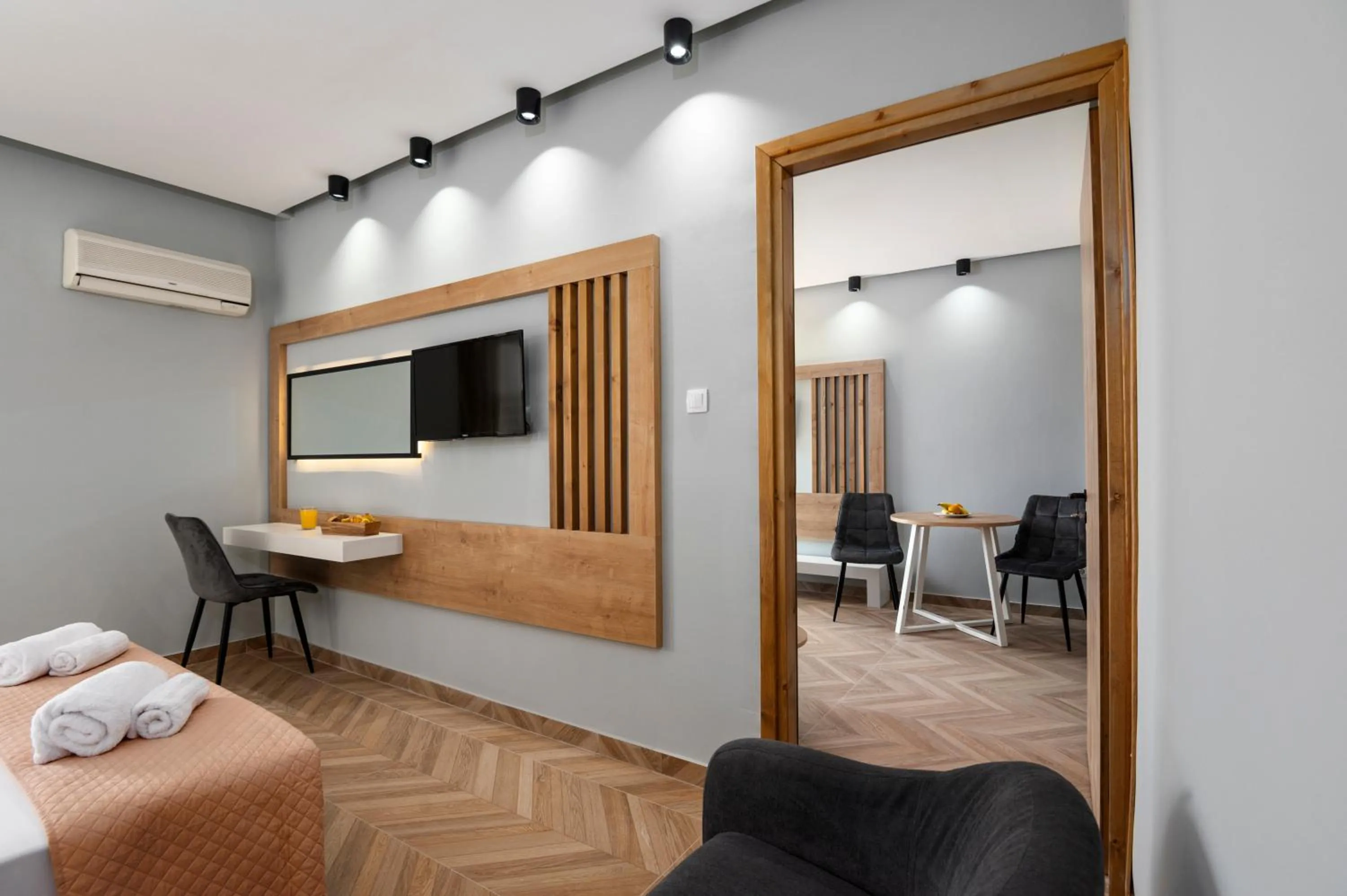 TV and multimedia in Galaxy Hotel