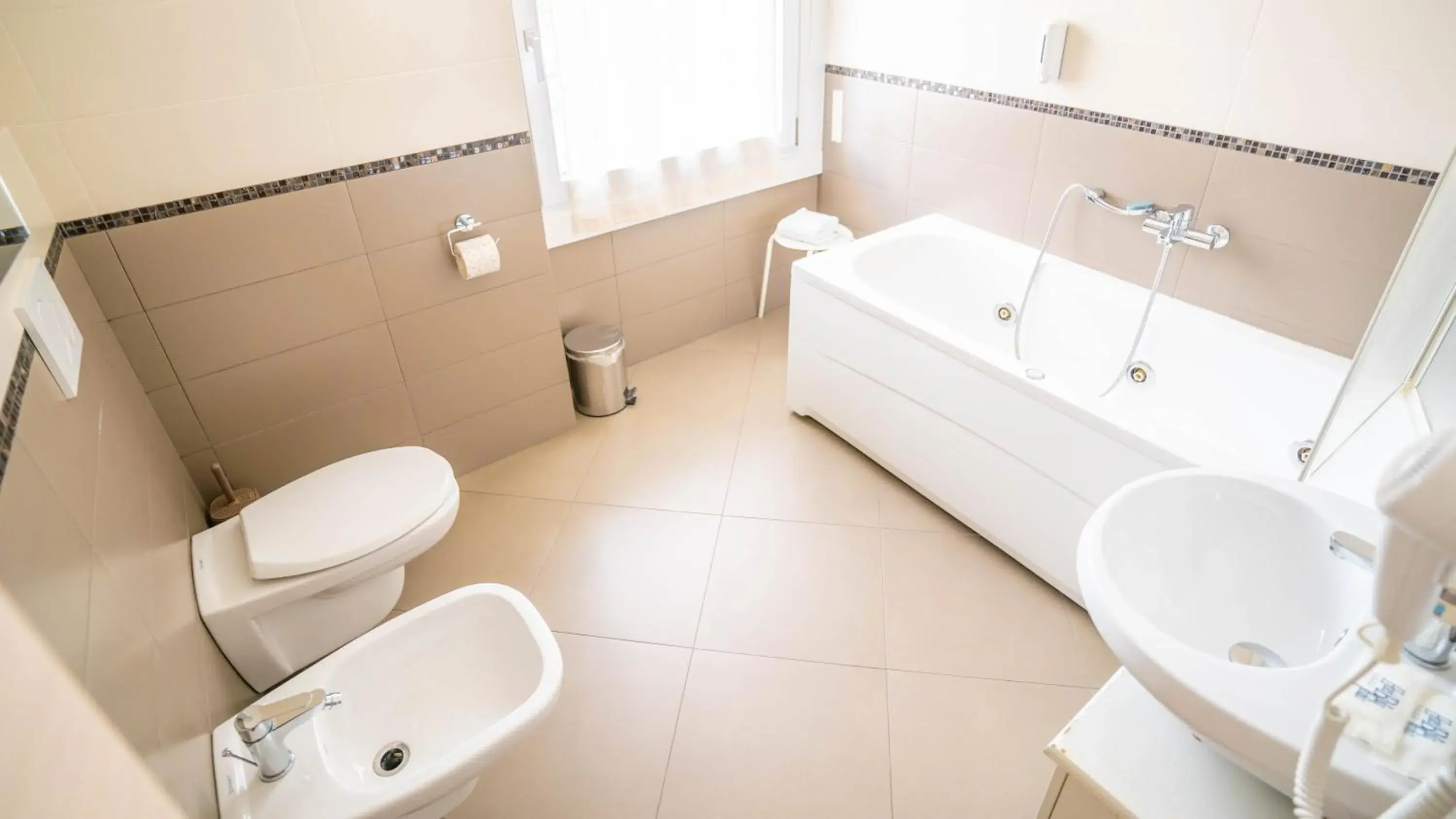 Hotel Bella Peschiera Hotel Bella Peschiera