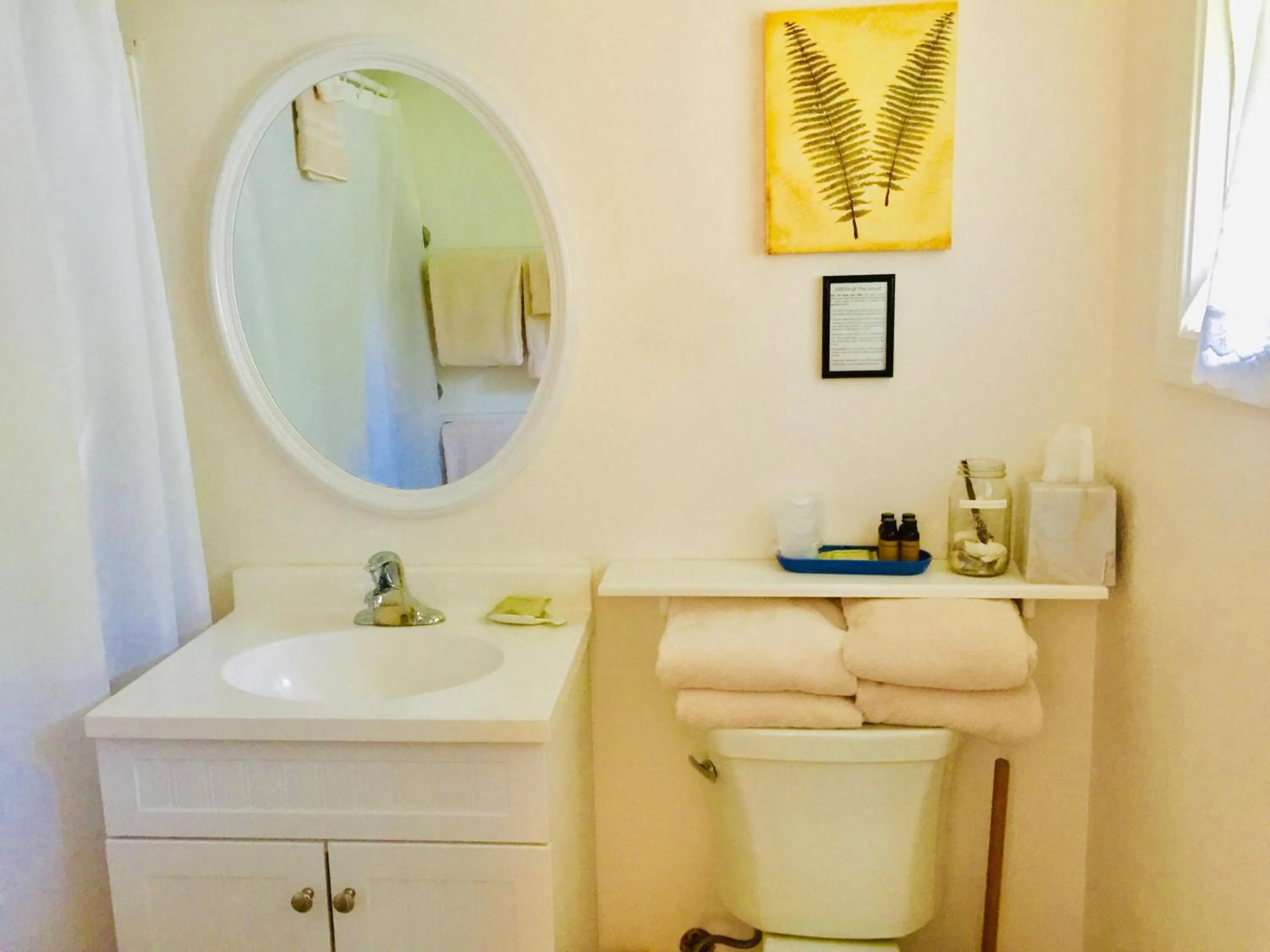 Bathroom in Sesuit Harbor House