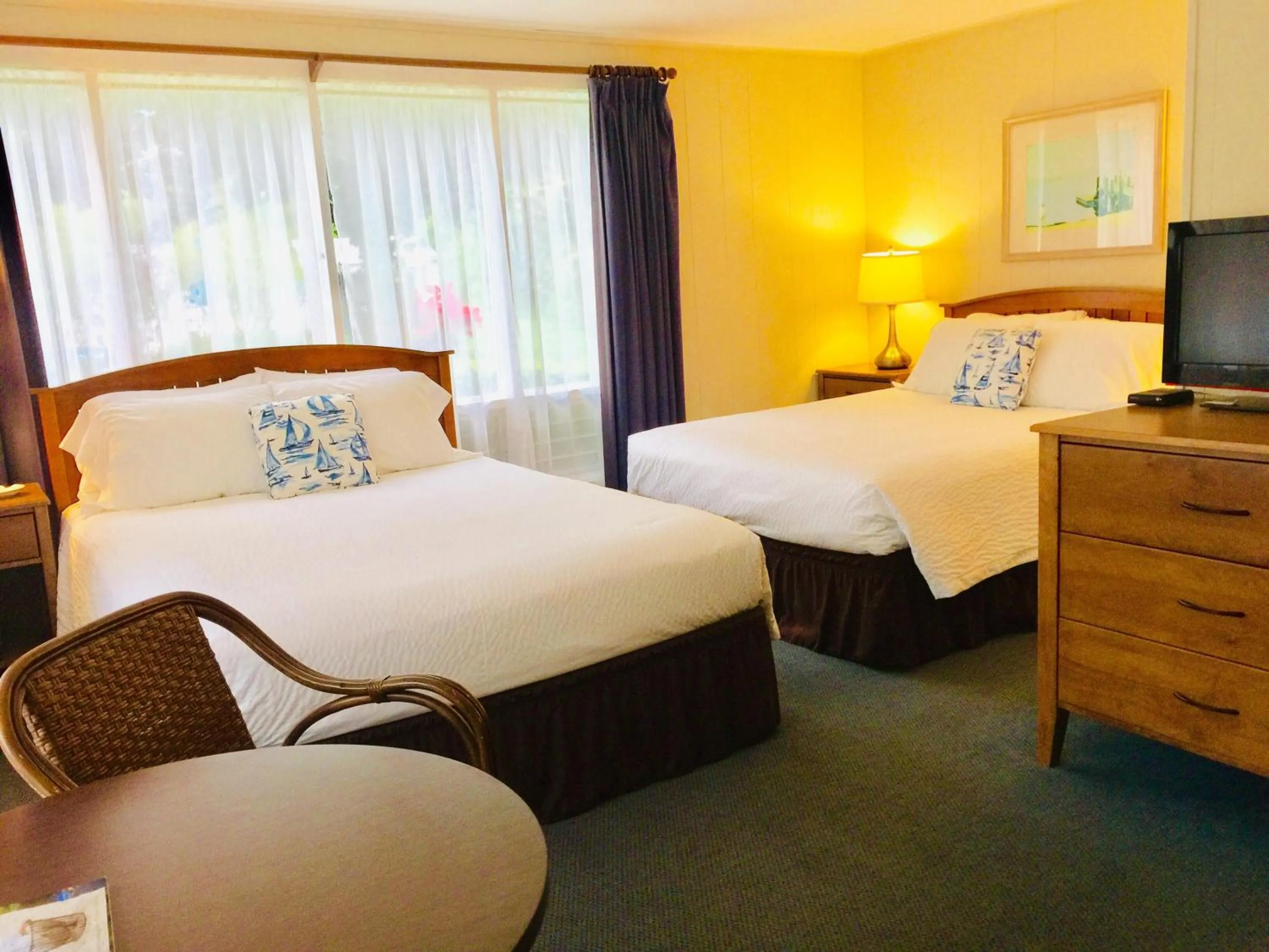 Bedroom, Bed in Sesuit Harbor House