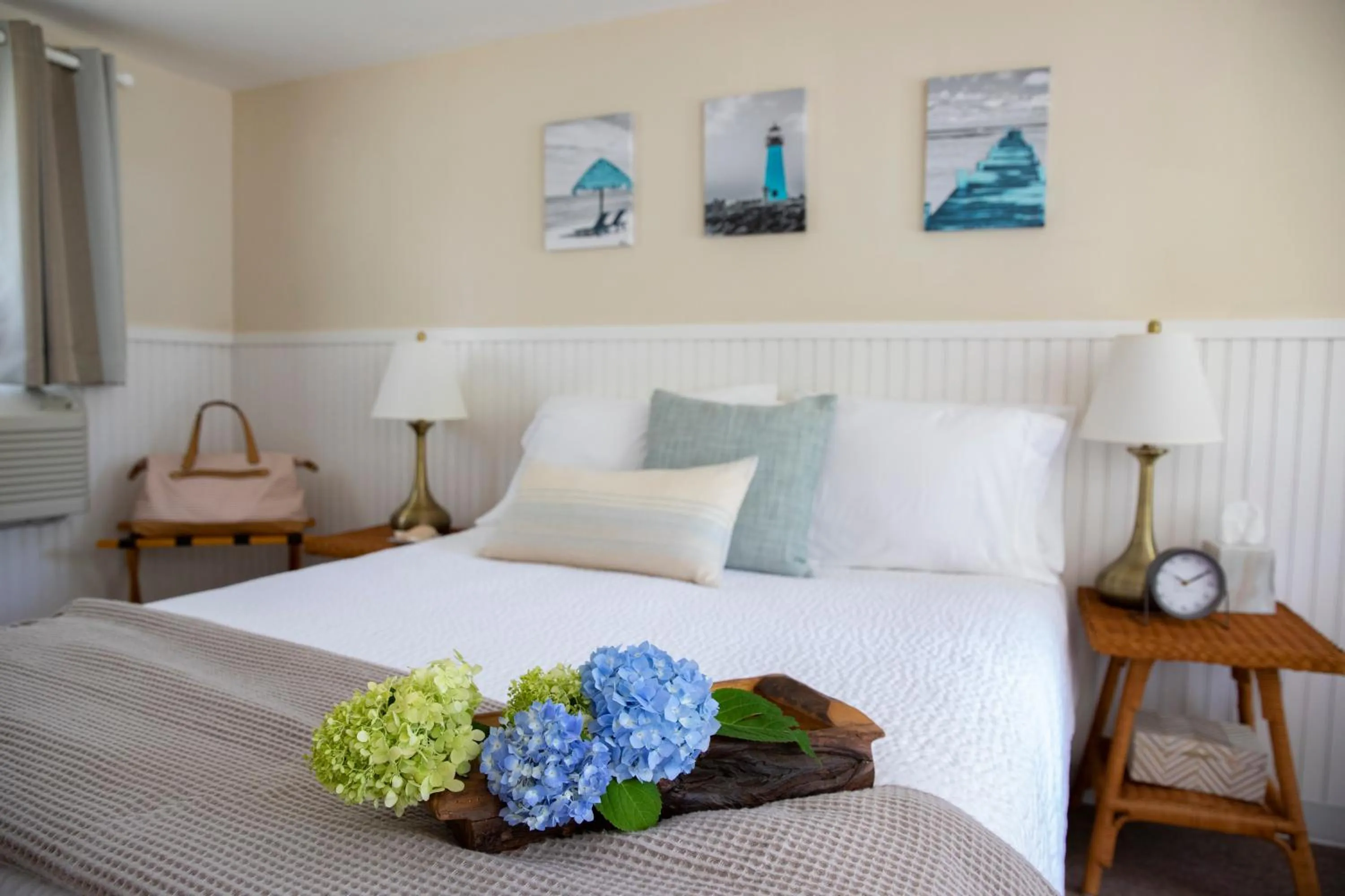 Bedroom, Bed in Sesuit Harbor House