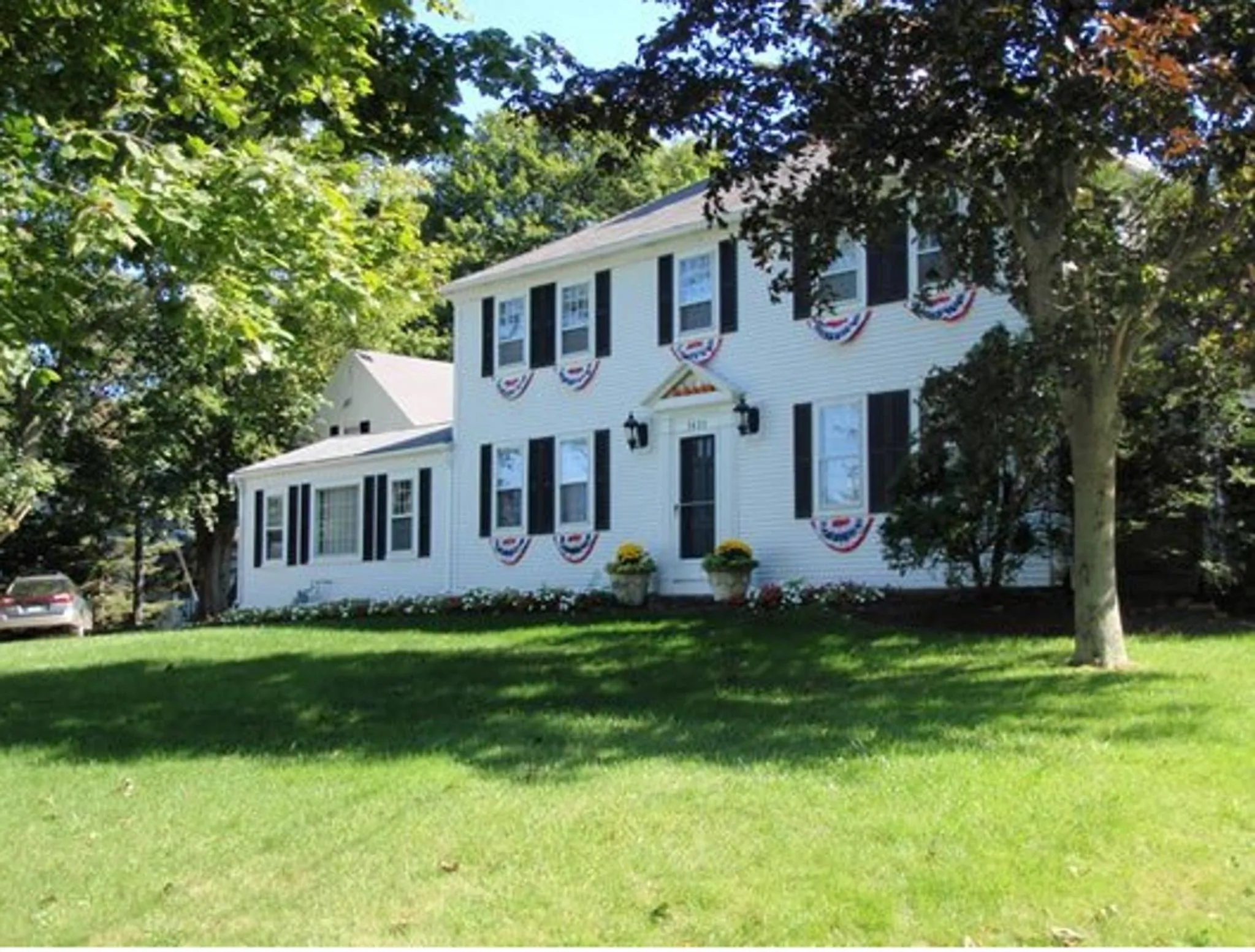 Property building in Sesuit Harbor House