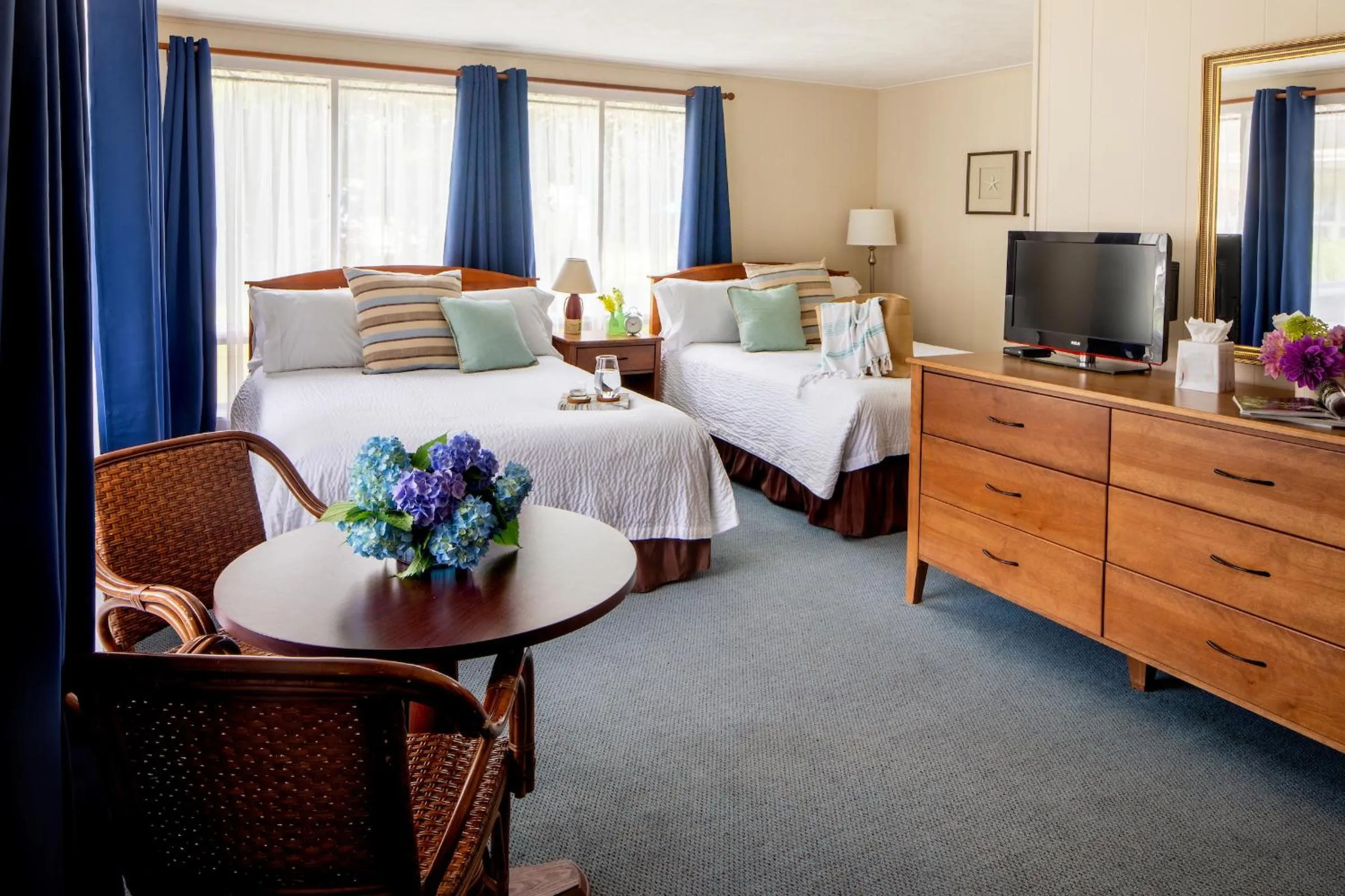 Bedroom, Bed in Sesuit Harbor House