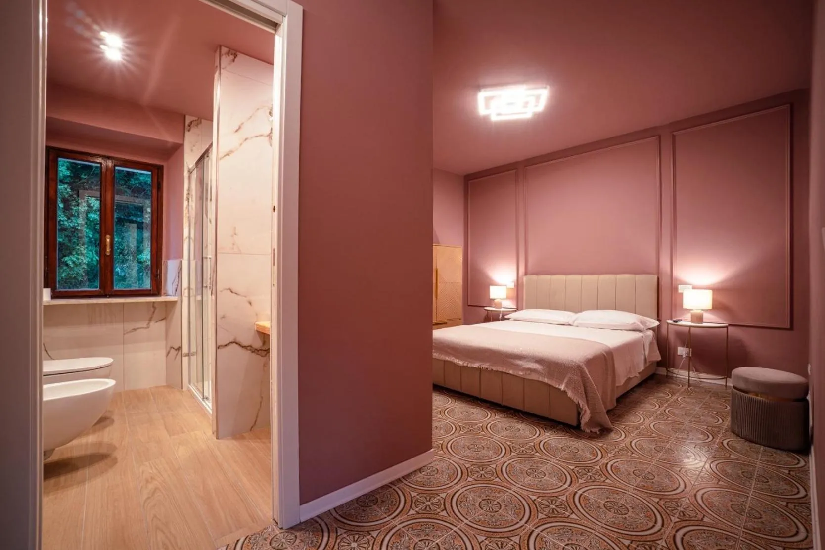 Bed in LA ROSA DEL RABBI Room&Breakfast