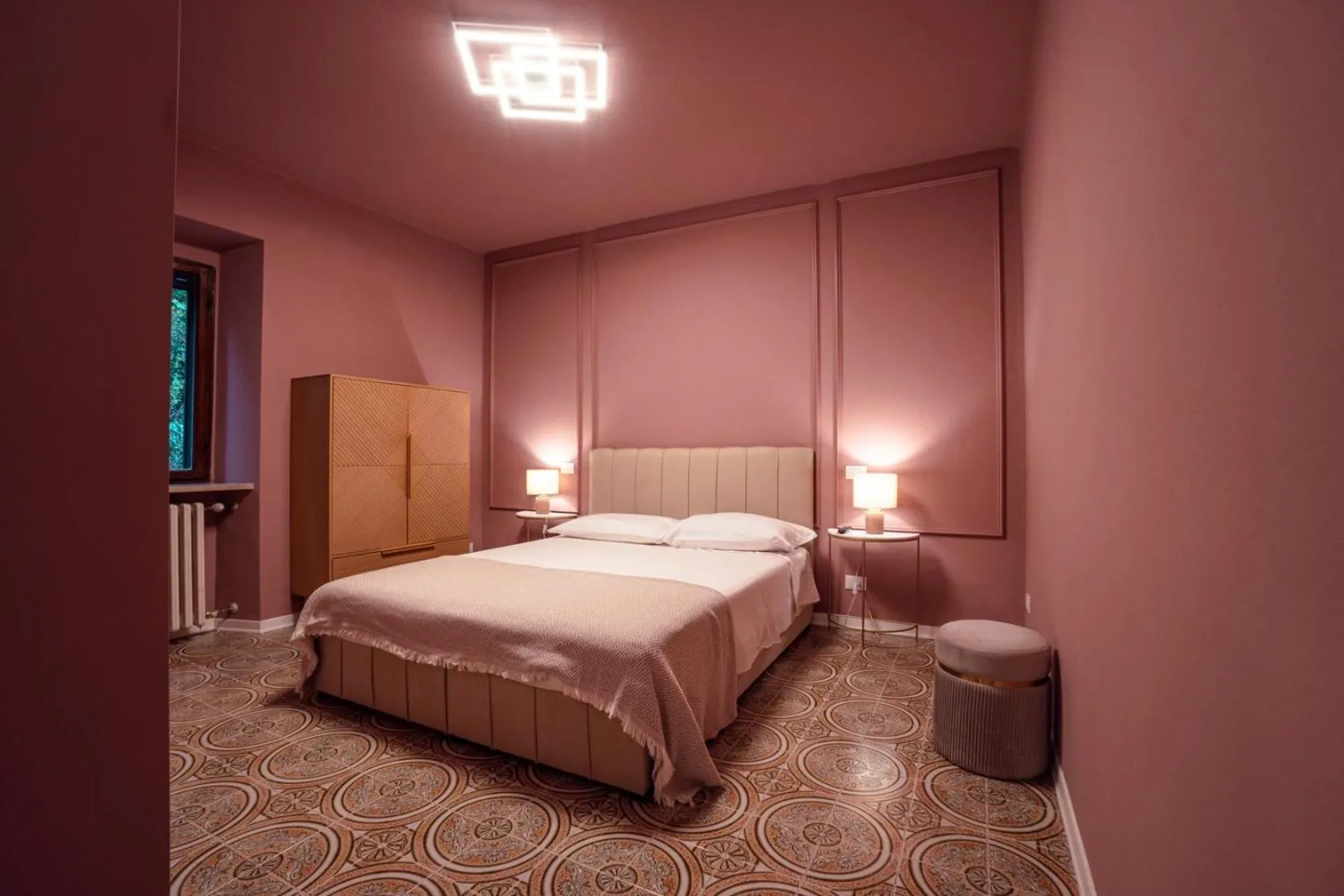 Bed in LA ROSA DEL RABBI Room&Breakfast