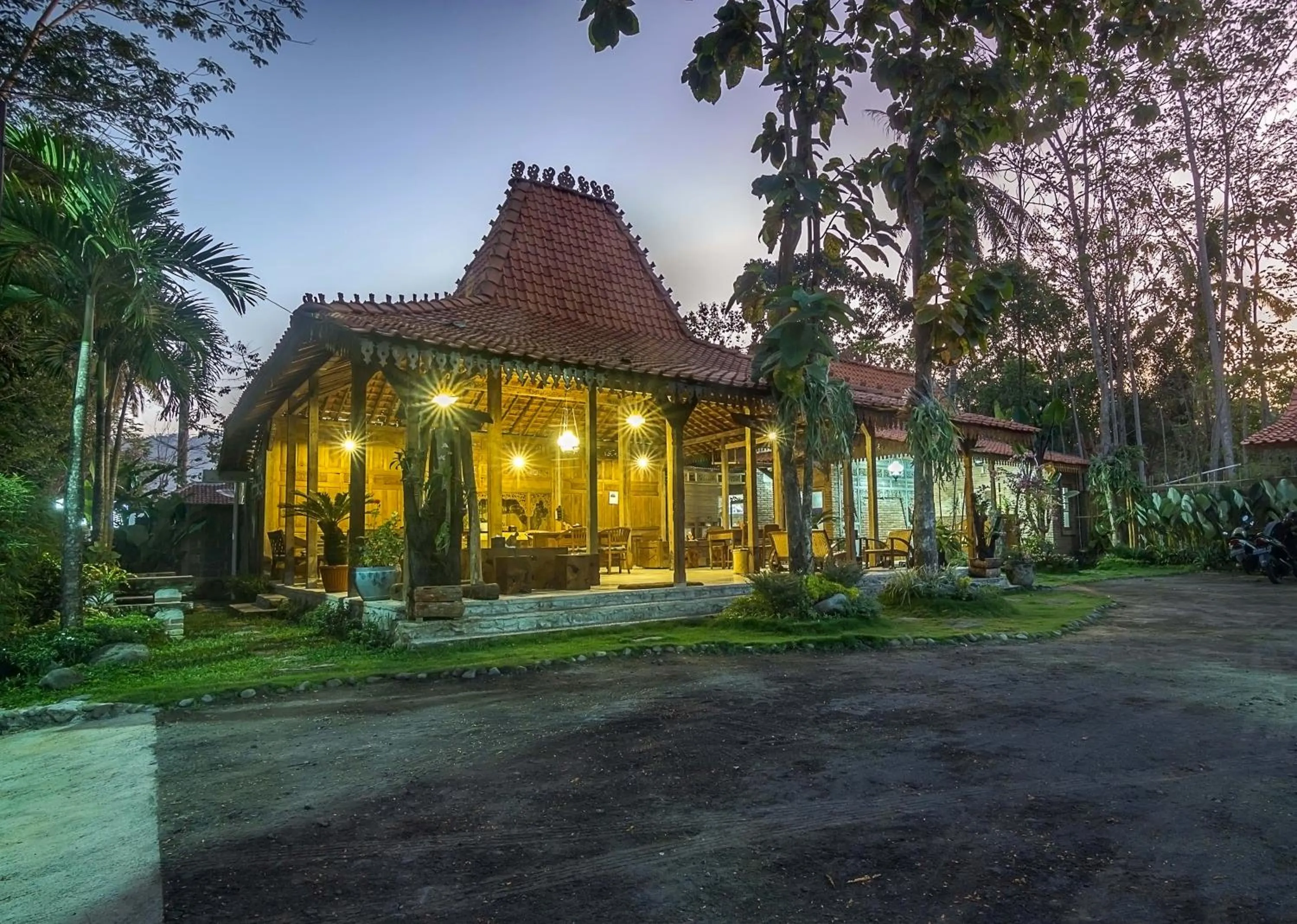 Restaurant/places to eat in The Omah Borobudur
