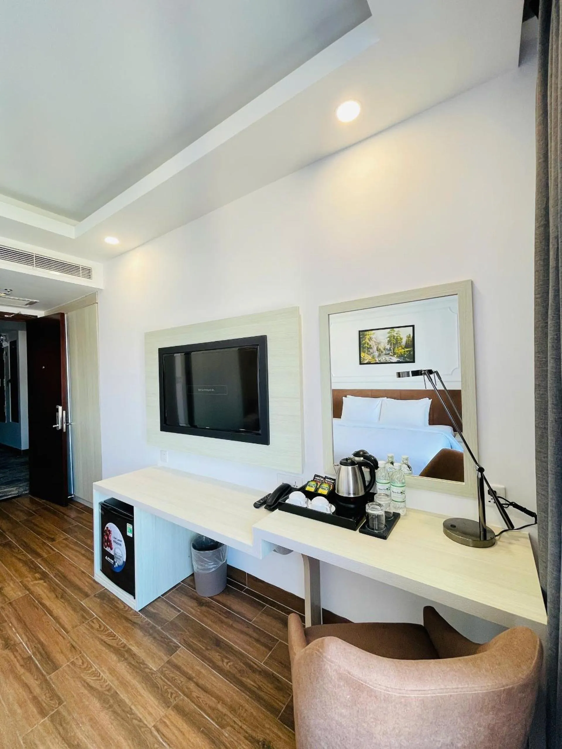 TV and multimedia in Hon Chong Retreat Hotel