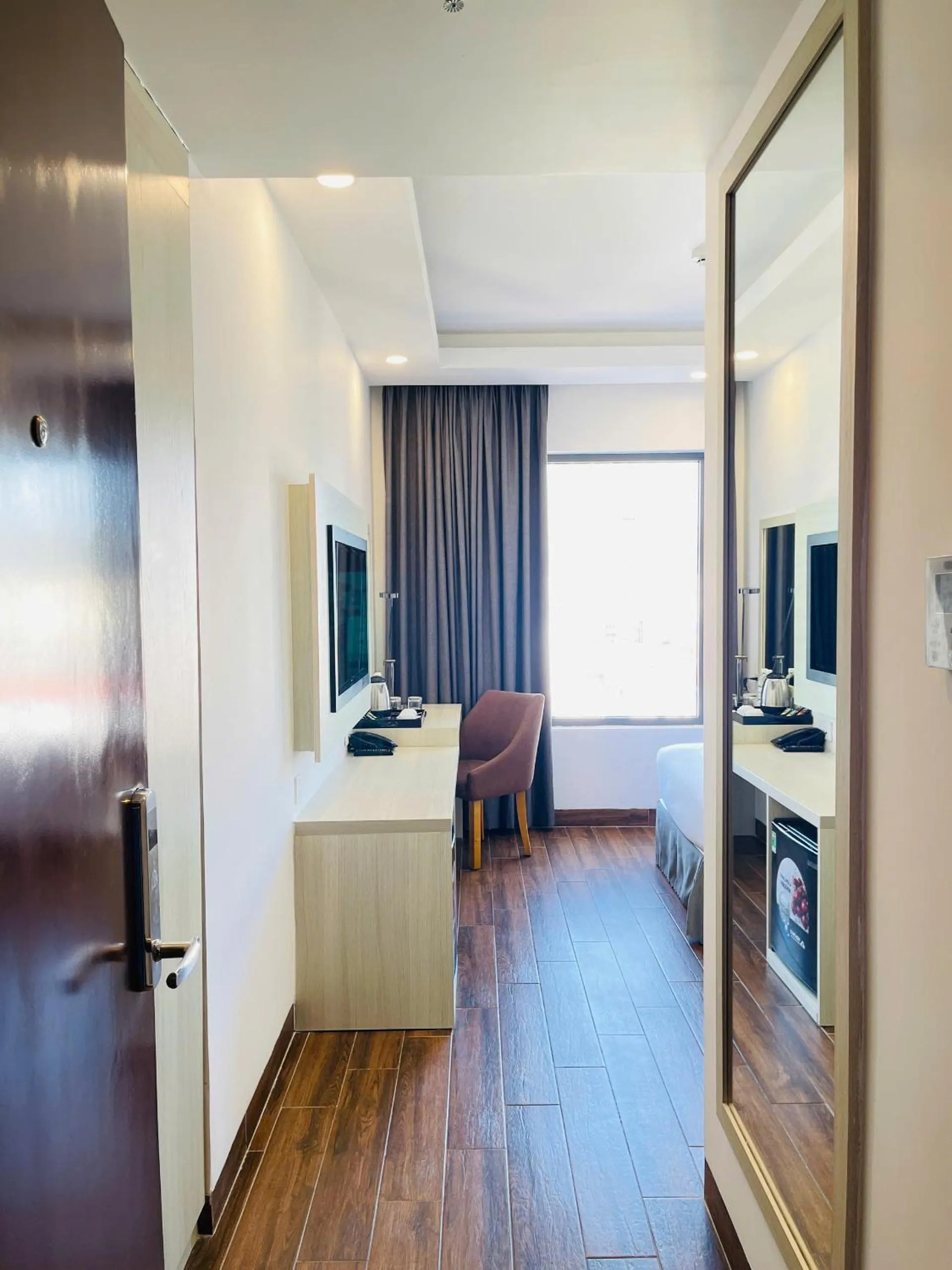 Communal lounge/ TV room in Hon Chong Retreat Hotel