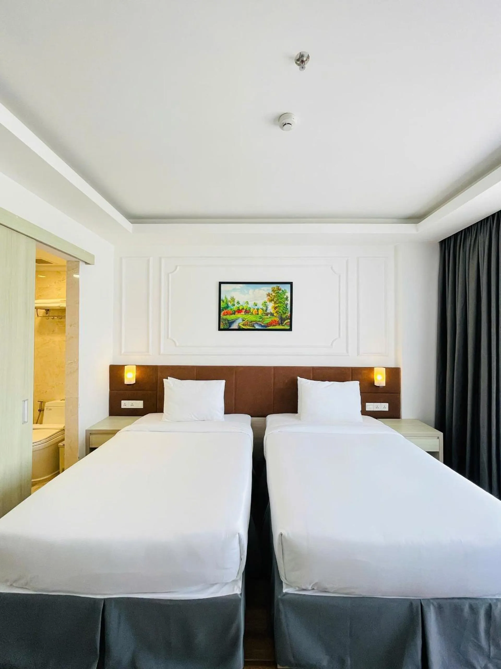 Bed in Hon Chong Retreat Hotel