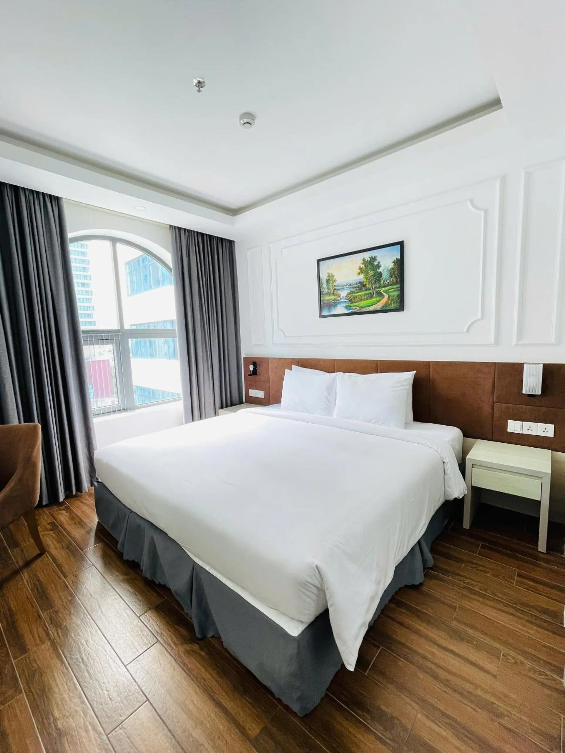 Photo of the whole room, Bed in Hon Chong Retreat Hotel