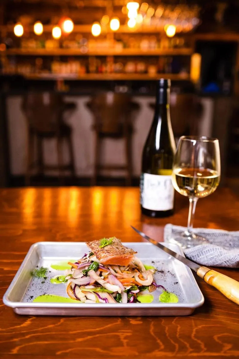 Food and drinks in Auberge de Jeunesse Le Camp De Base