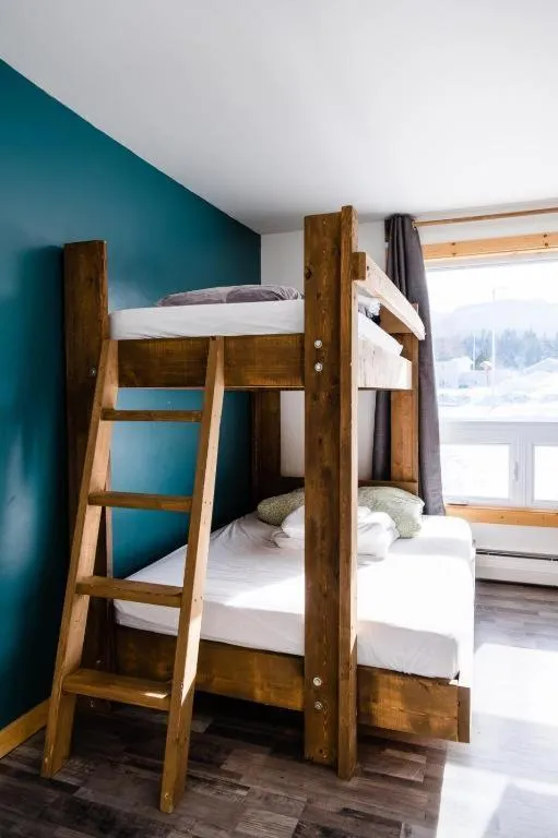 Bed in Auberge de Jeunesse Le Camp De Base