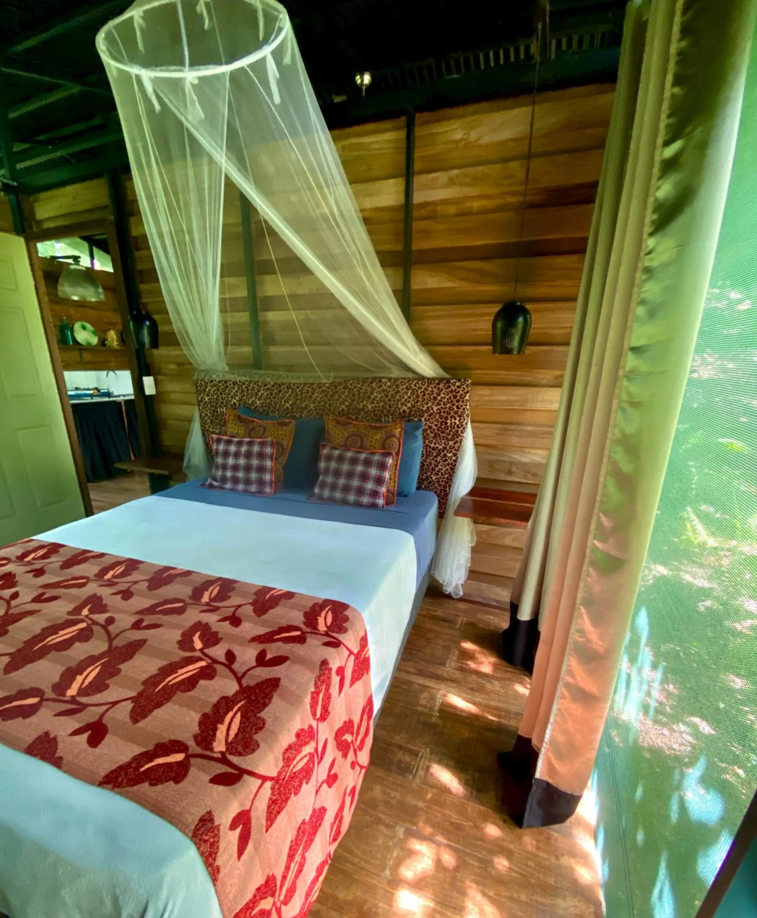 Bed in La Shamana - Ecological Concept in Jungle
