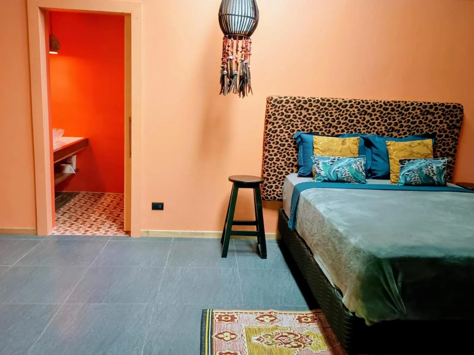 Bed in La Shamana - Ecological Concept in Jungle