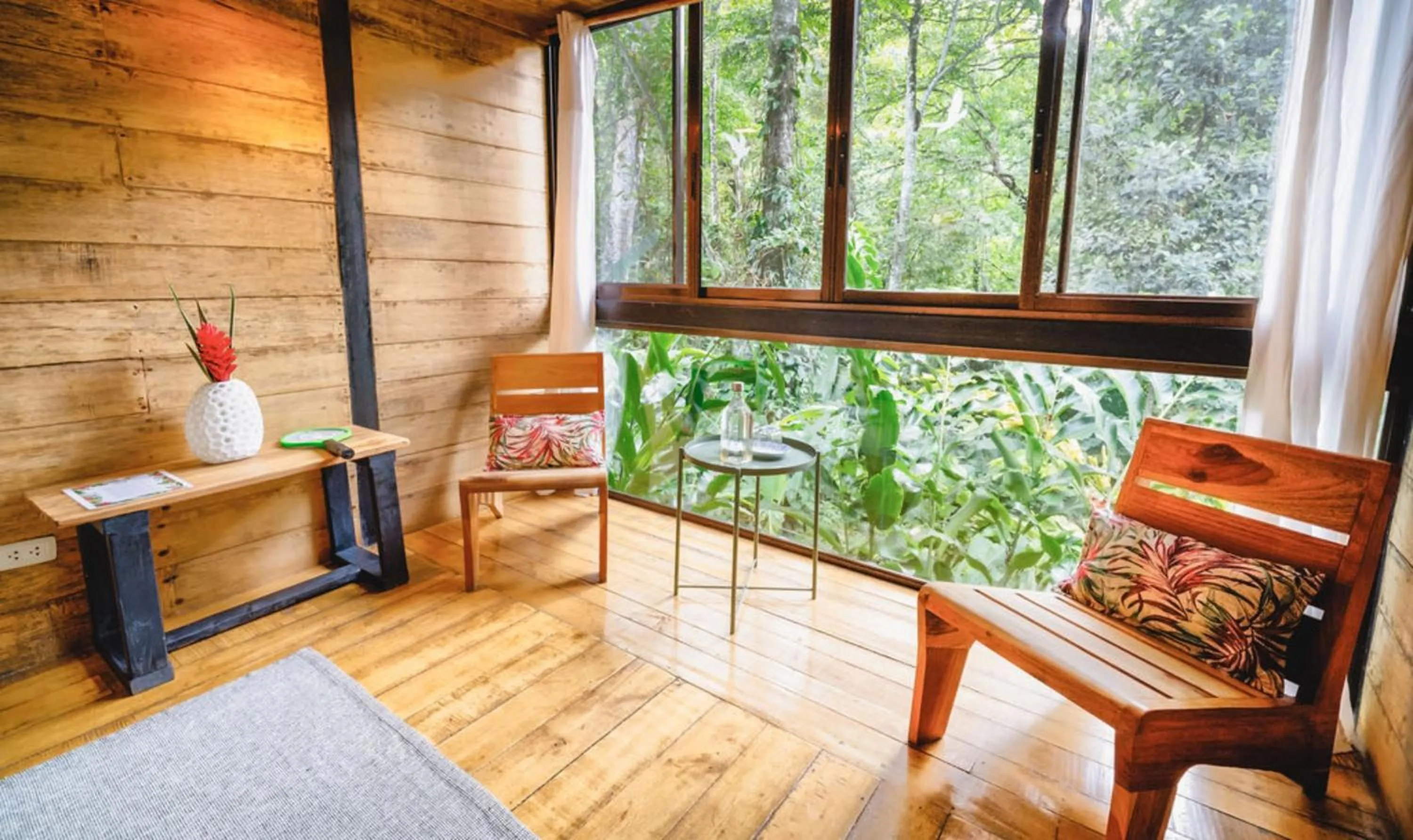 Patio in La Shamana - Ecological Concept in Jungle