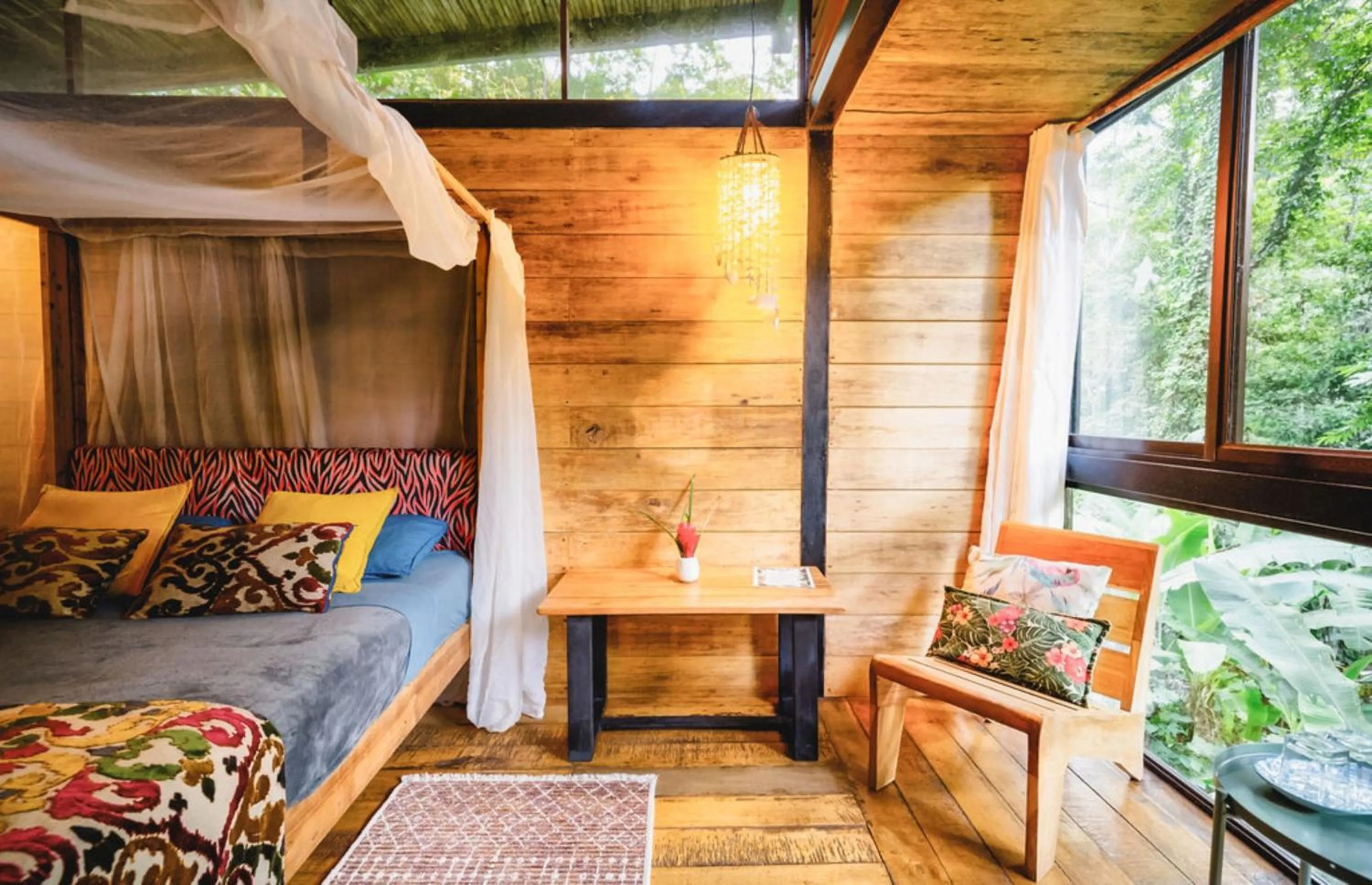 Bed in La Shamana - Ecological Concept in Jungle