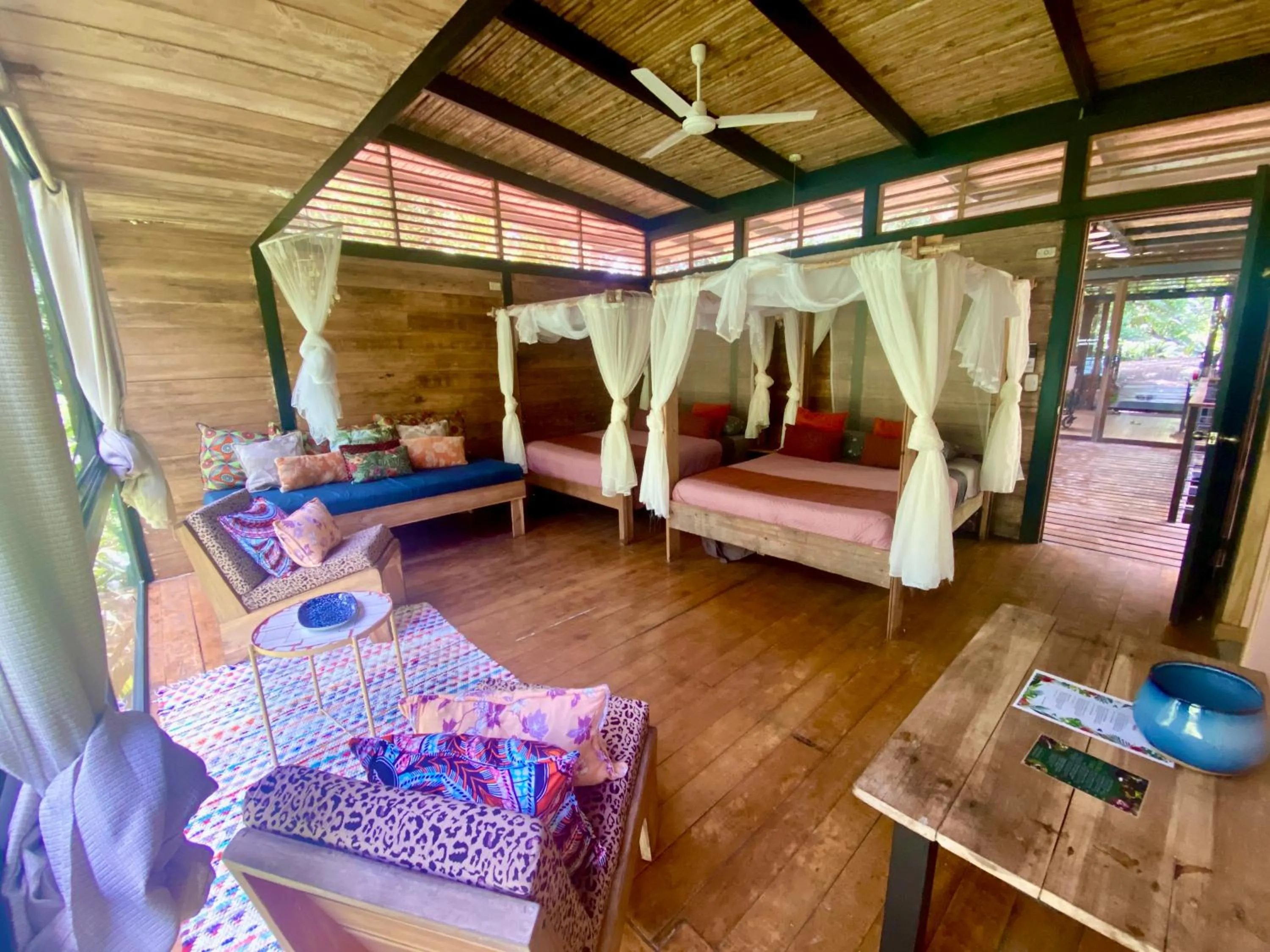 Bedroom, Bed in La Shamana - Ecological Concept in Jungle