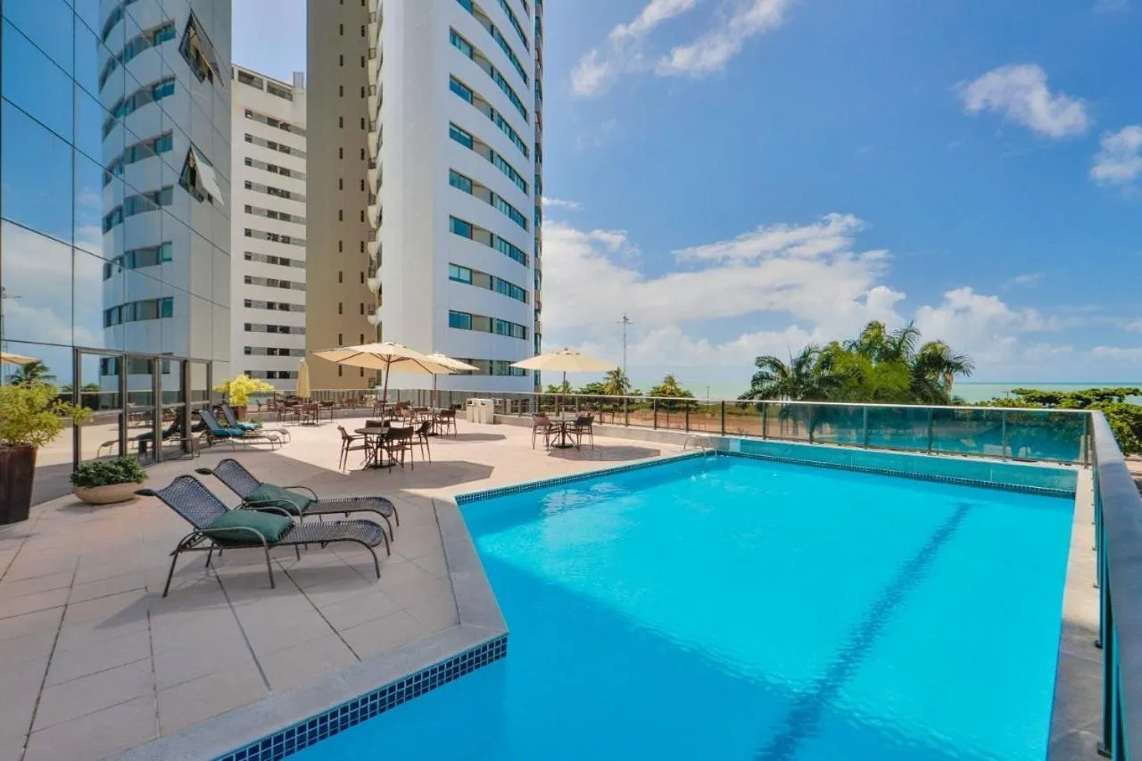 Swimming pool in HY BEACH FLATS - INTERNATIONAL