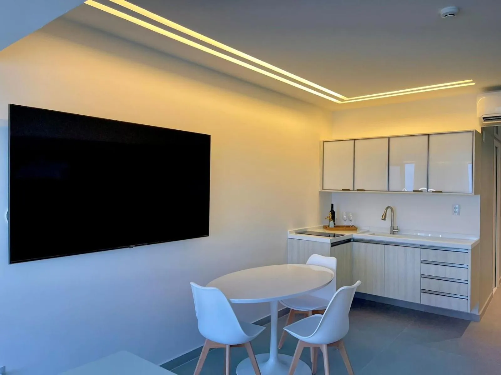 Kitchen or kitchenette in HY BEACH FLATS - INTERNATIONAL