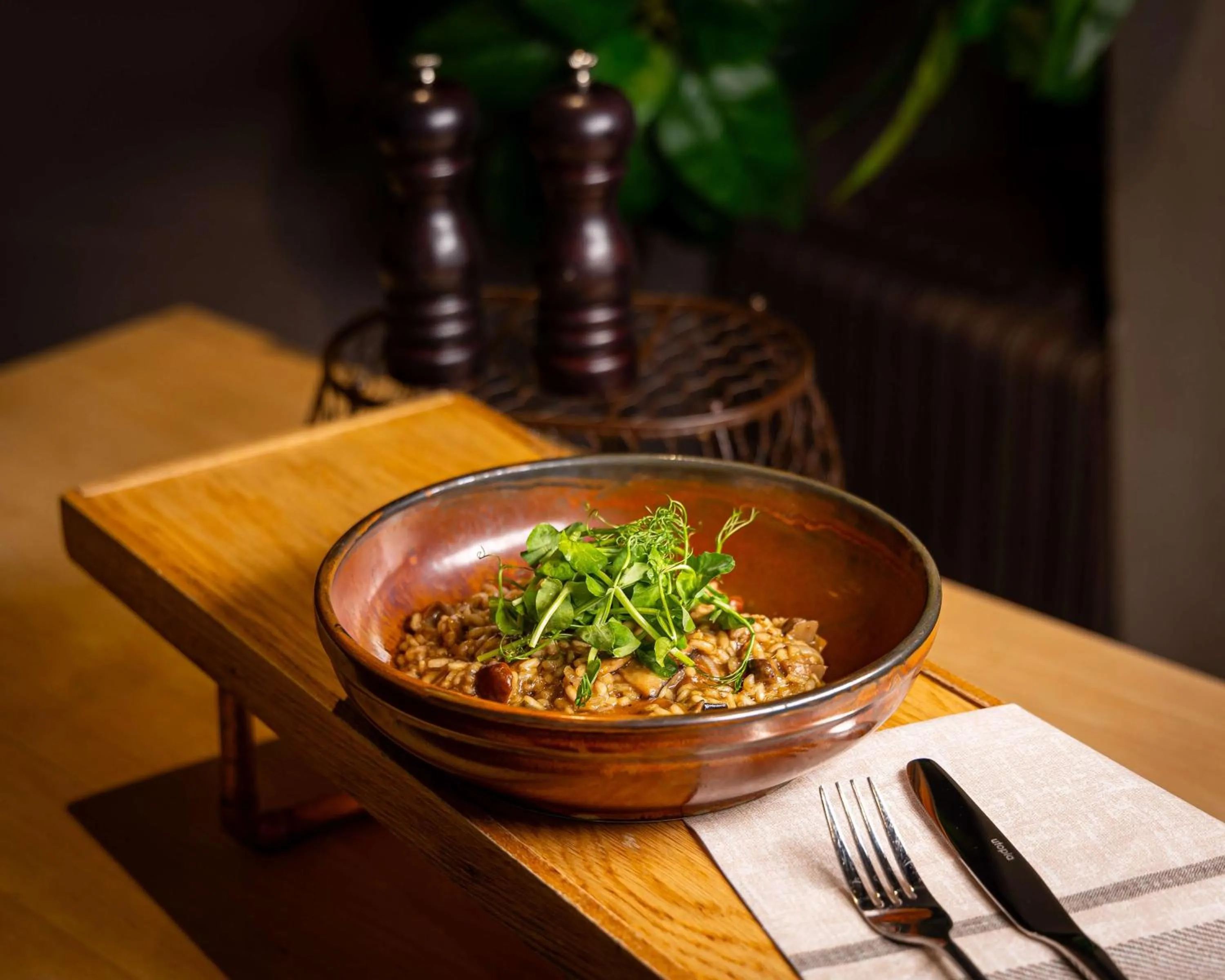 Restaurant/places to eat in Hilton London Wembley