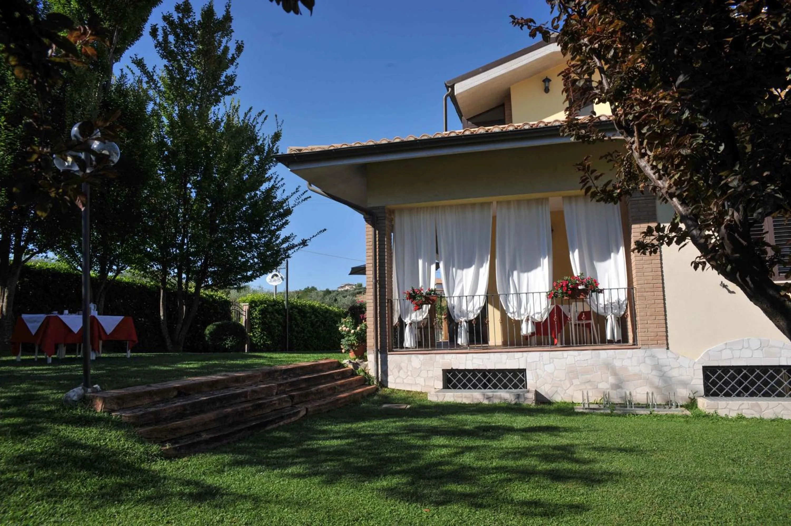 Garden in B&B UN'ALTRA VITA