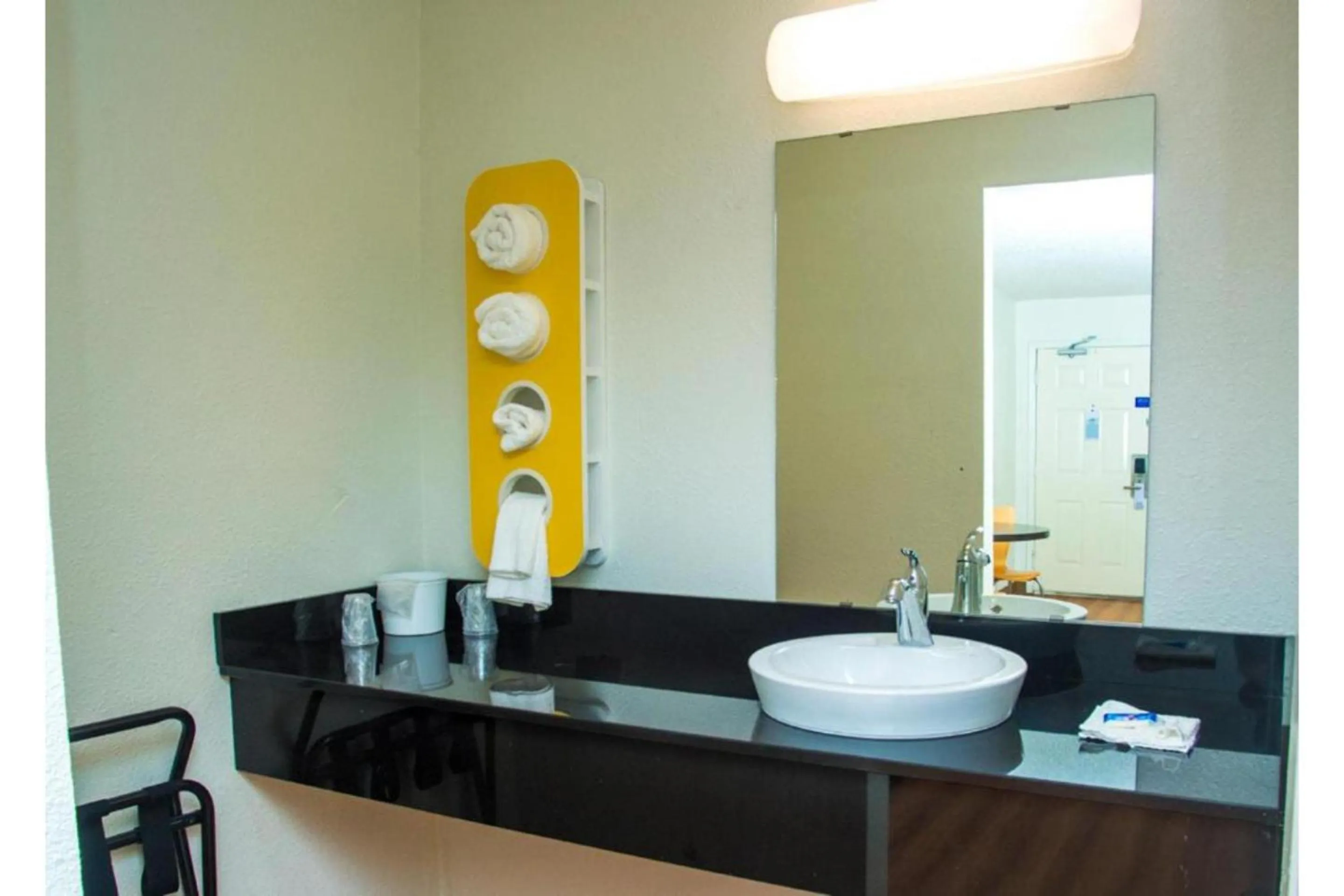 Bathroom in Motel 6-Palestine, TX