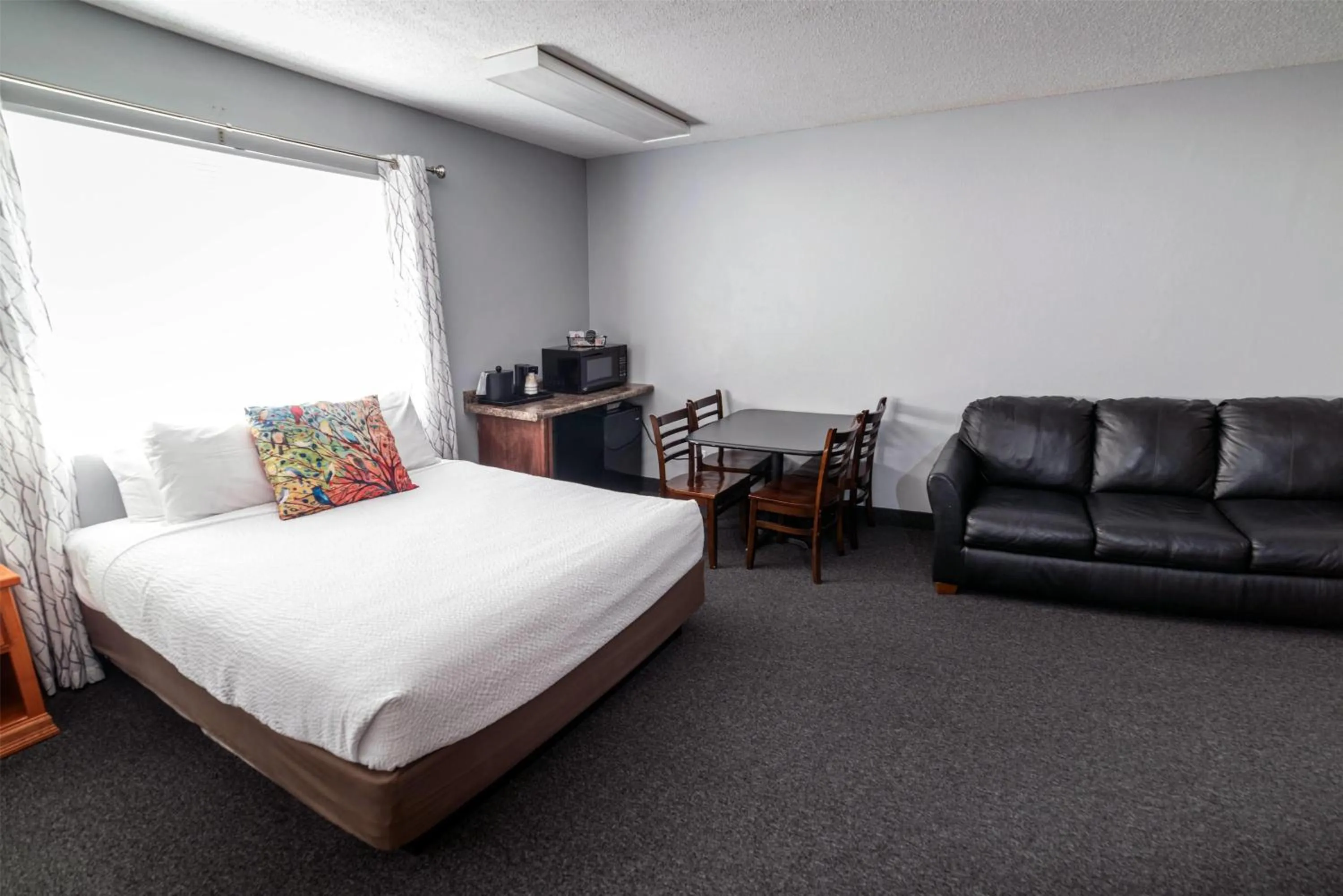 Photo of the whole room, Bed in Deadwood Gulch Resort, Trademark Collection by Wyndham