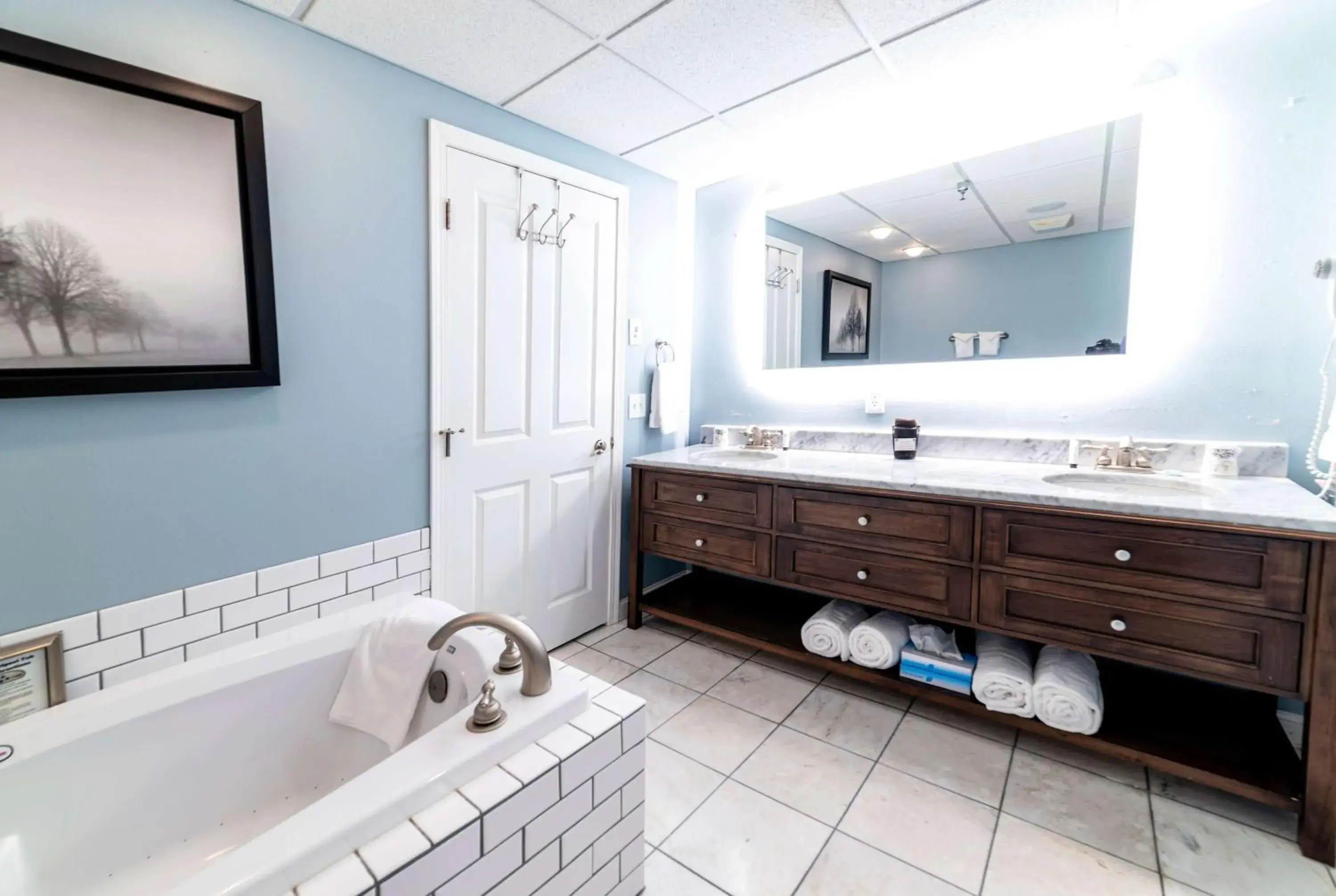 Photo of the whole room in Deadwood Gulch Resort, Trademark Collection by Wyndham Photo of the whole room in Deadwood Gulch Resort, Trademark Collection by Wyndham