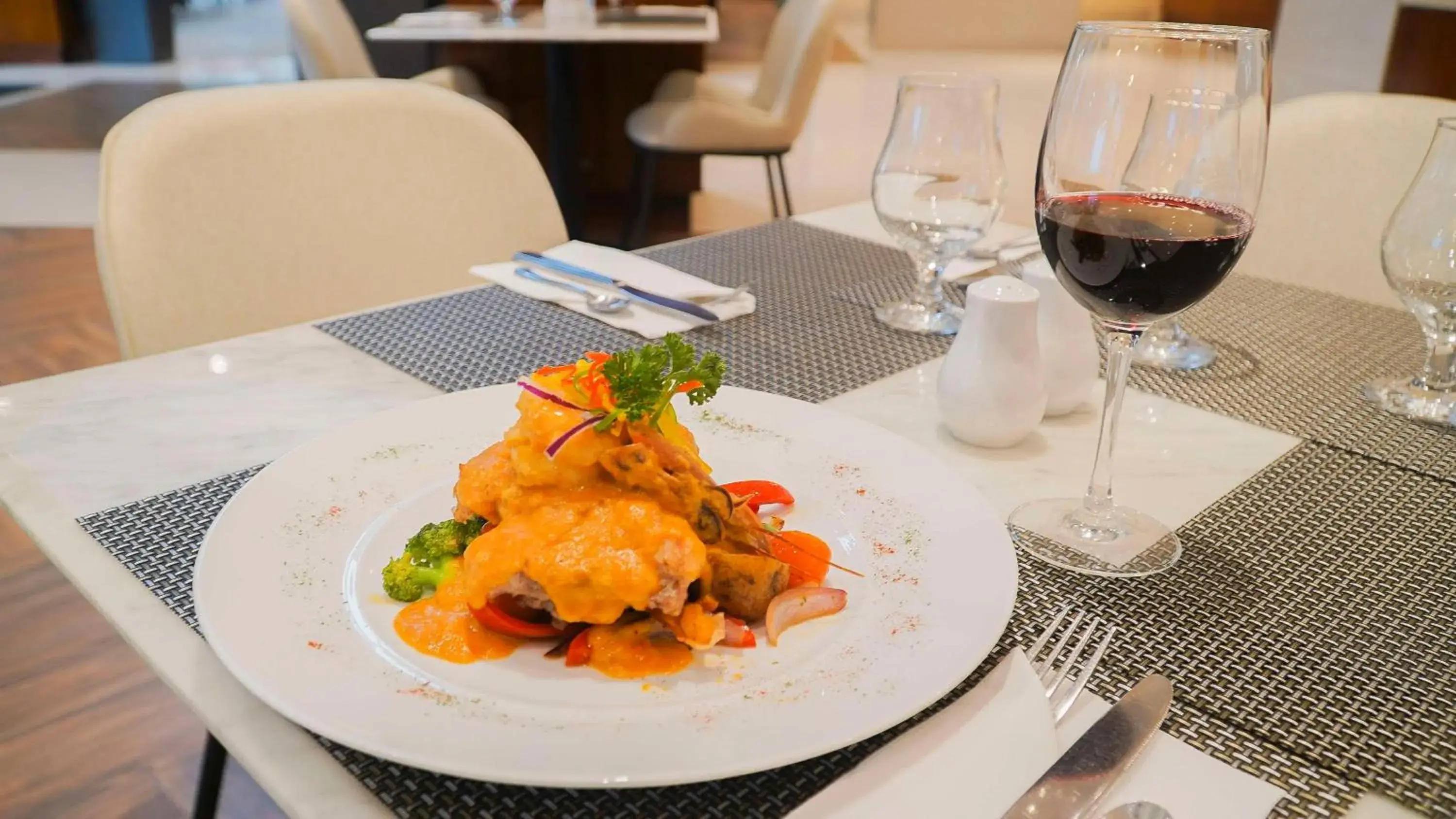 Restaurant/places to eat in Hilton Garden Inn Panama City Downtown, Panama Restaurant/places to eat in Hilton Garden Inn Panama City Downtown, Panama