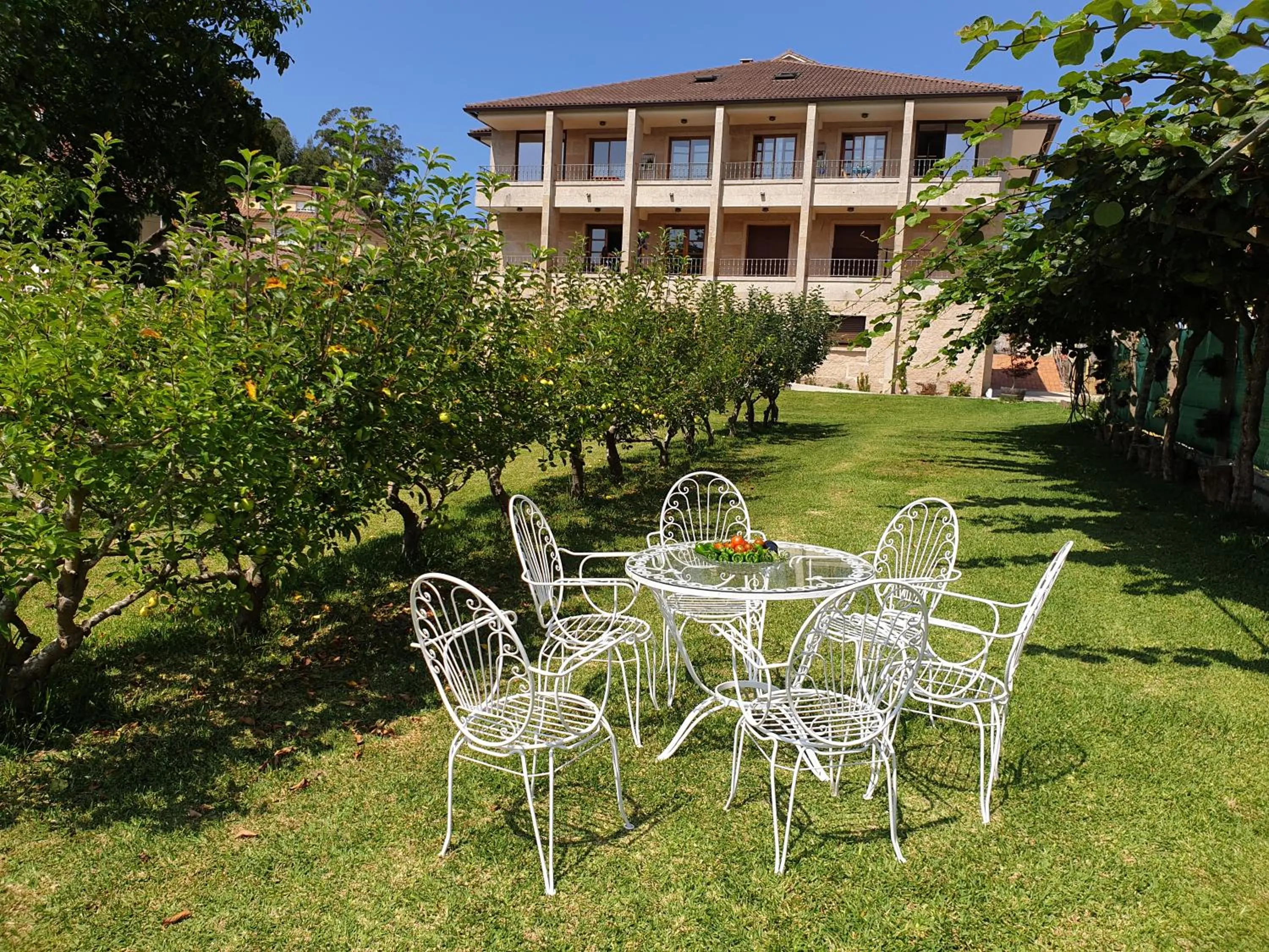 Garden in Apartamentos Ria de Aldan
