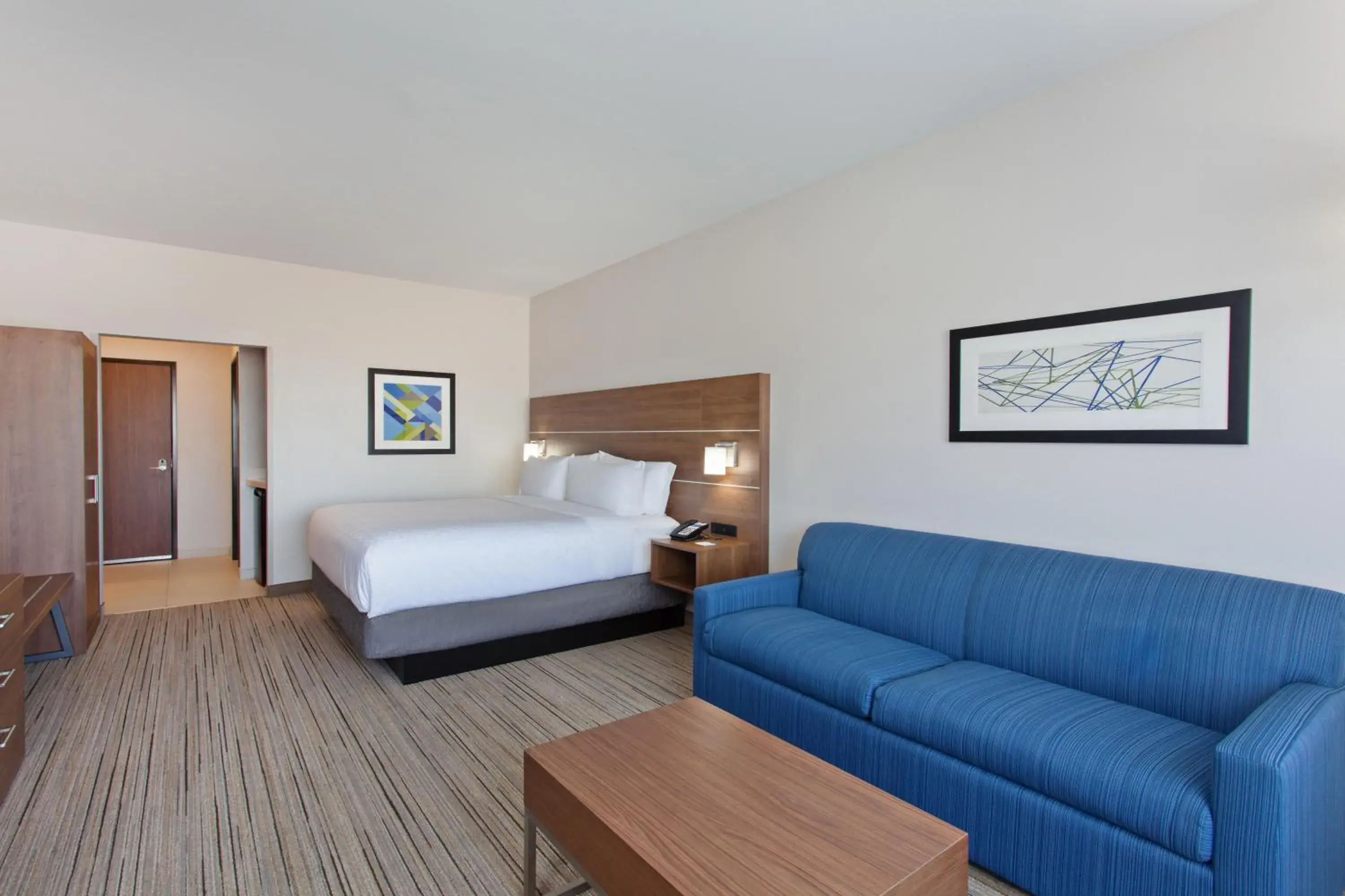Standard King Room in Holiday Inn Express & Suites - Moses Lake by IHG Standard King Room in Holiday Inn Express & Suites - Moses Lake by IHG