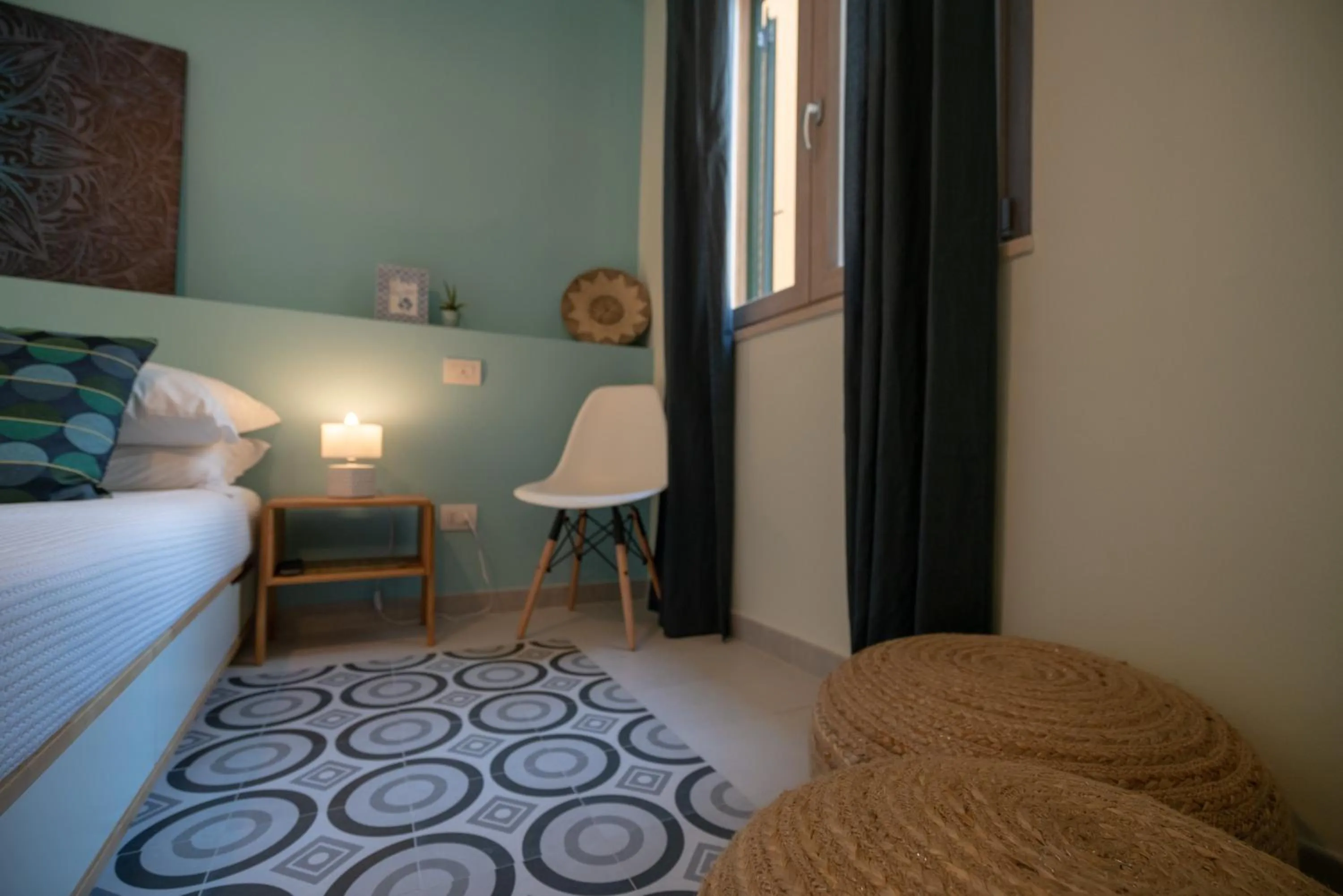 Photo of the whole room, Bed in Sea Station