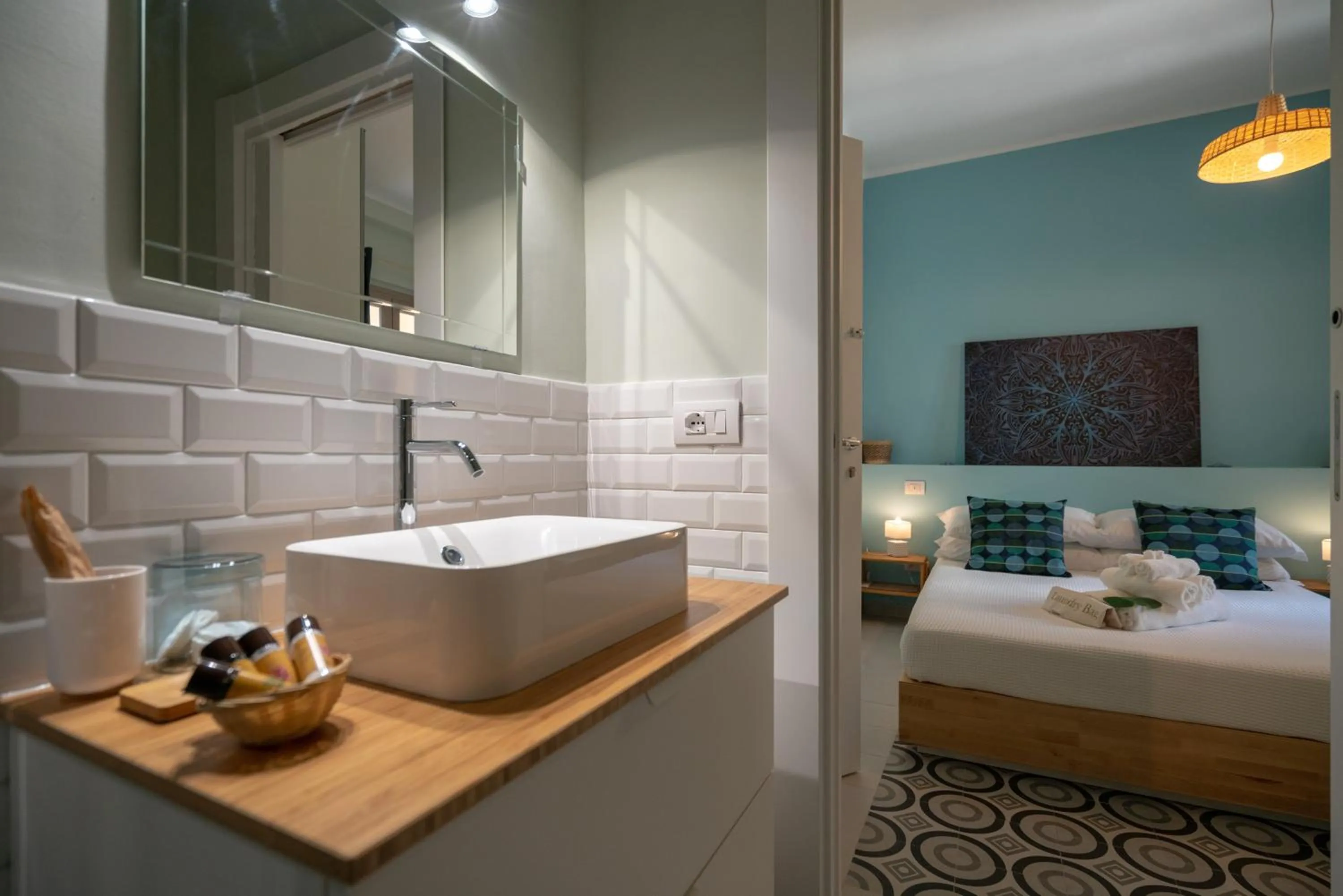 Bathroom, Bed in Sea Station