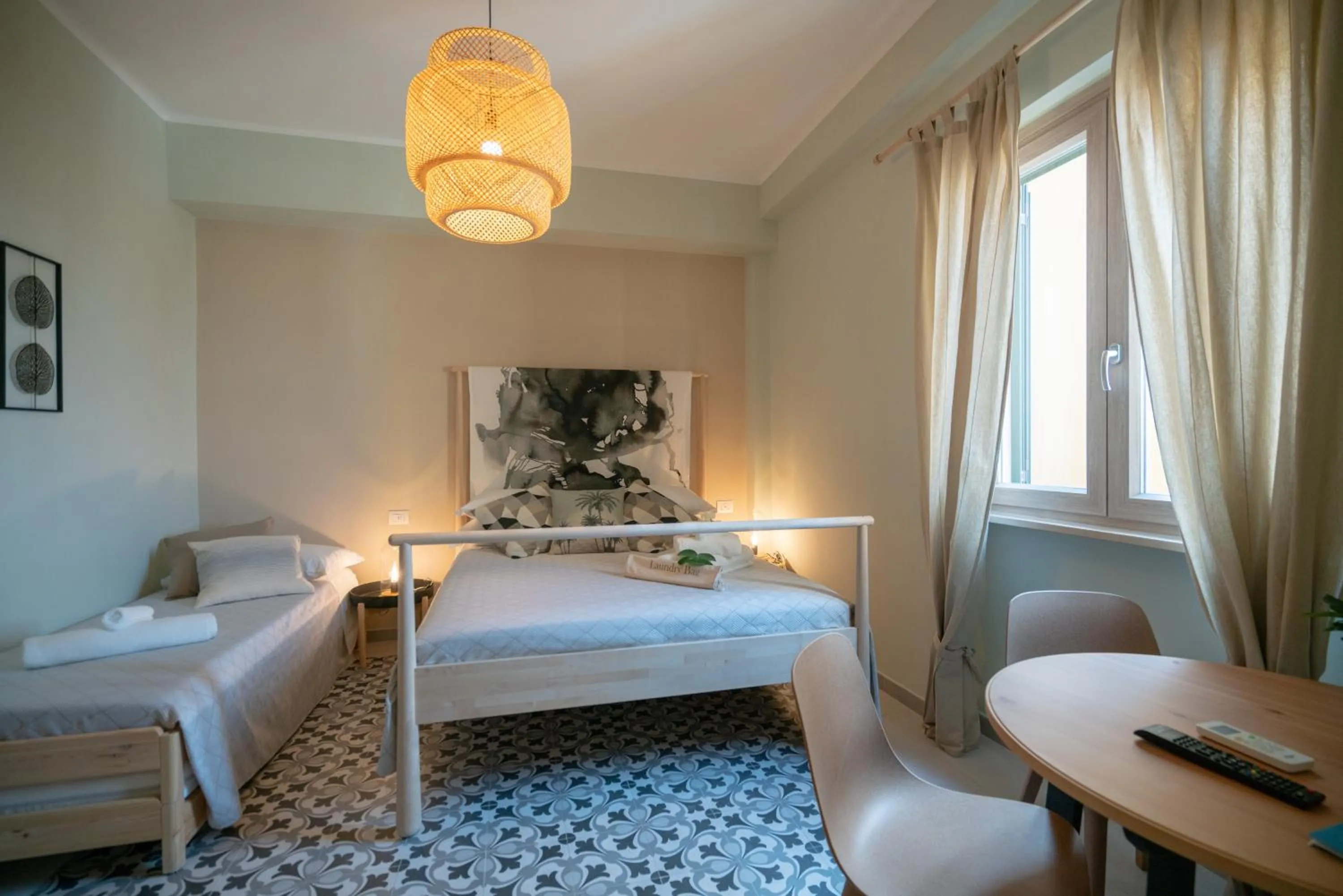 Photo of the whole room, Bed in Sea Station