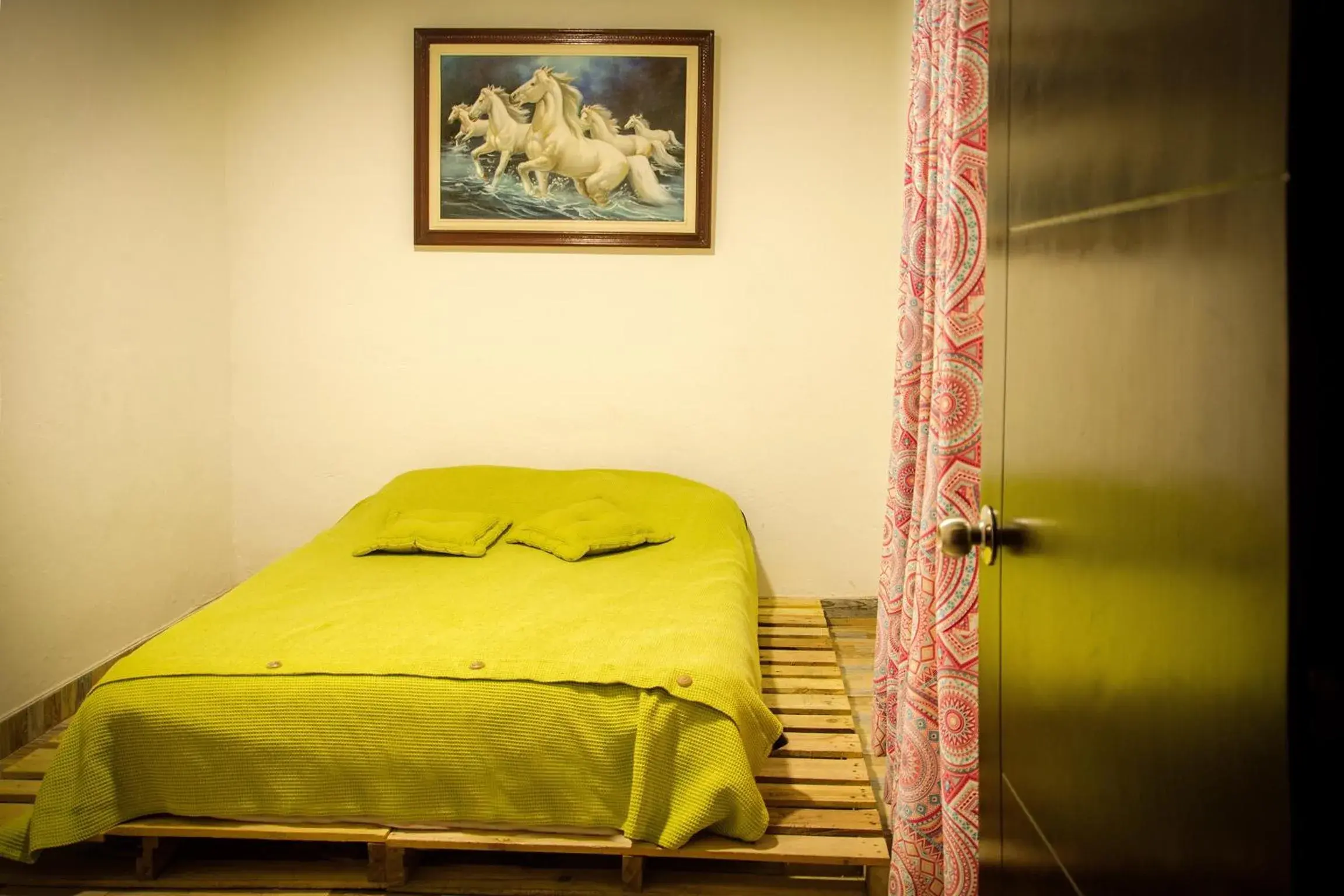Double Room in Bababuy Hostel Double Room in Bababuy Hostel